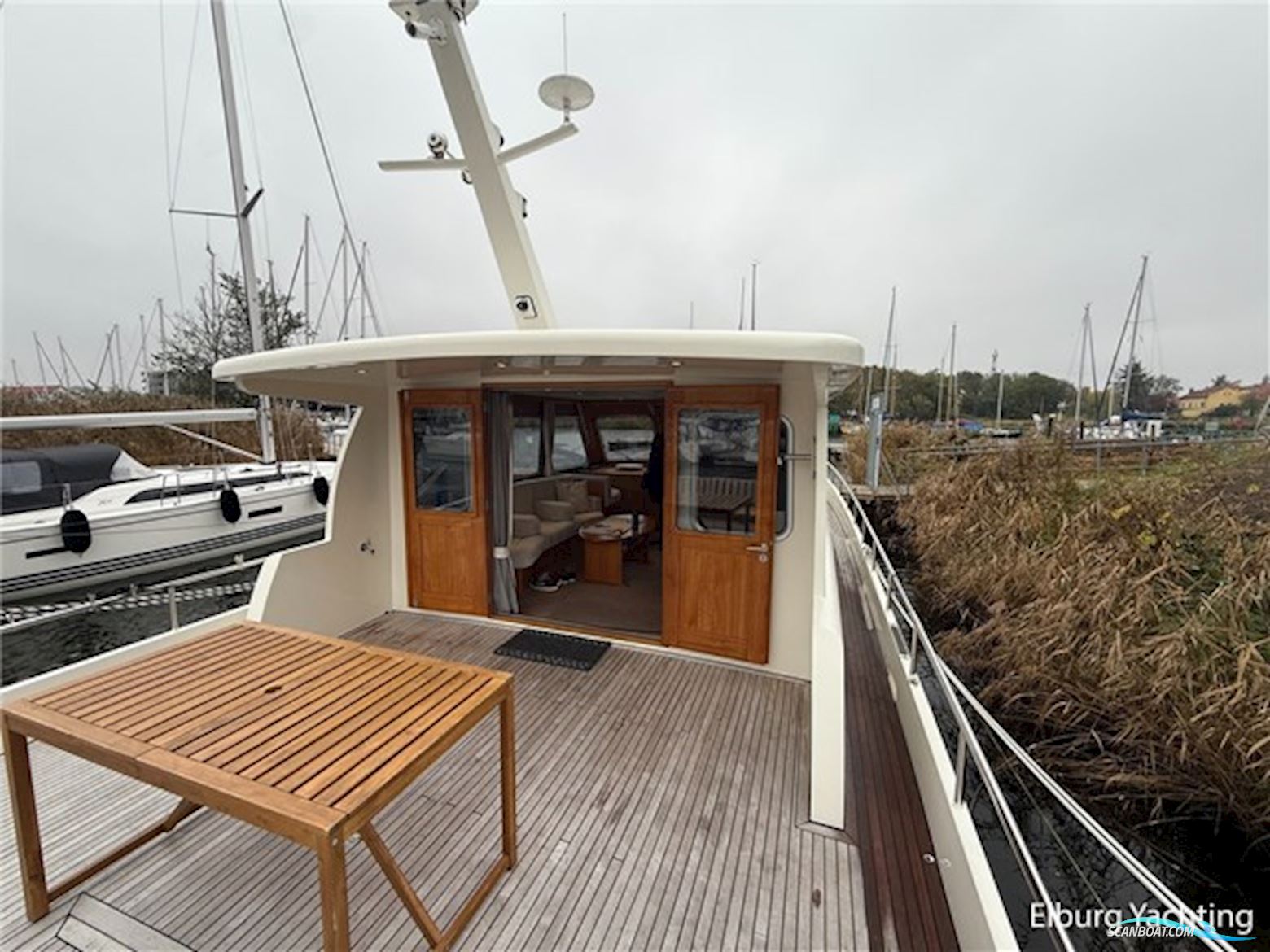 Combi Exclusive 1500 Open Kuip 