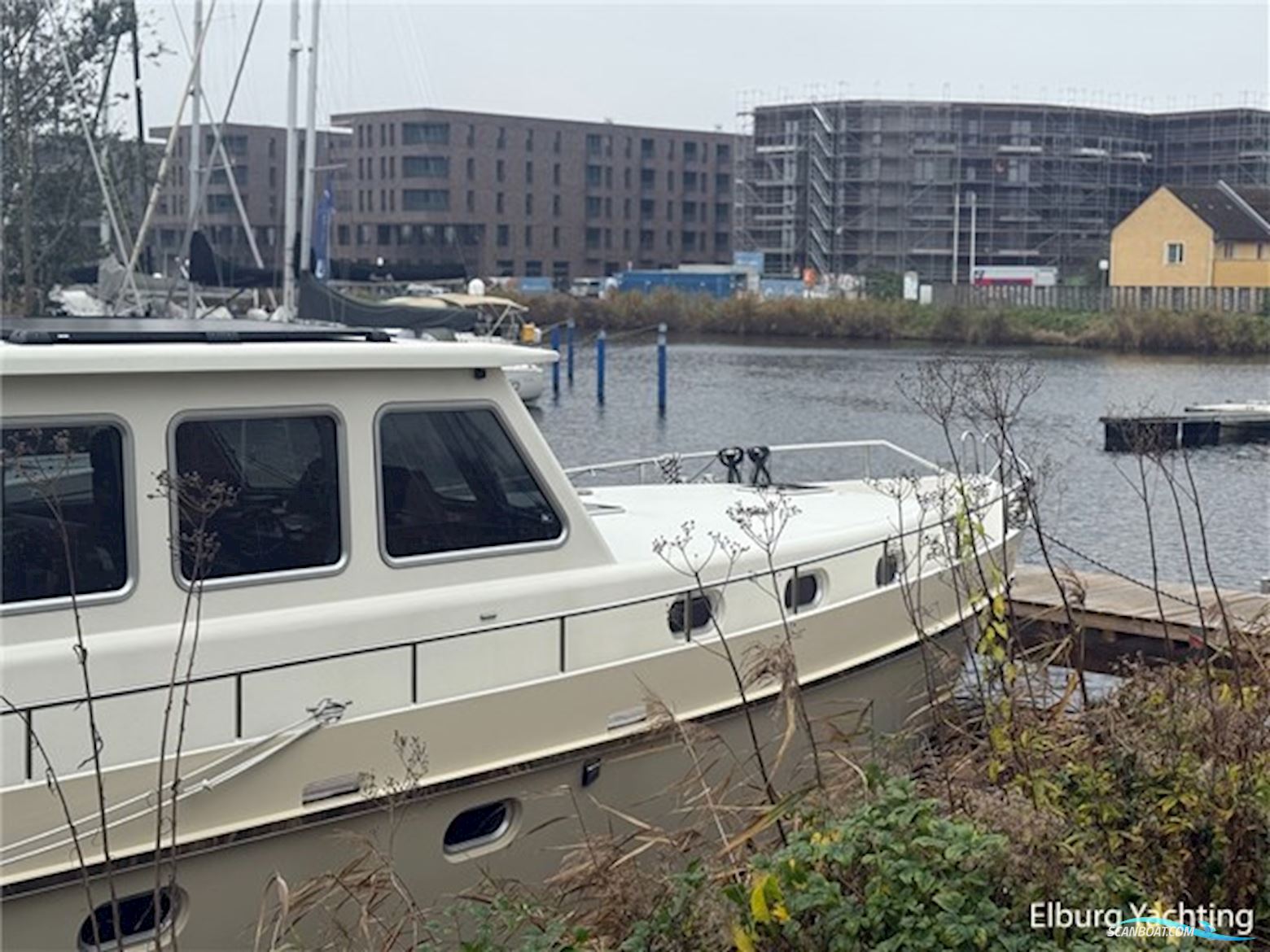 Combi Exclusive 1500 Open Kuip 