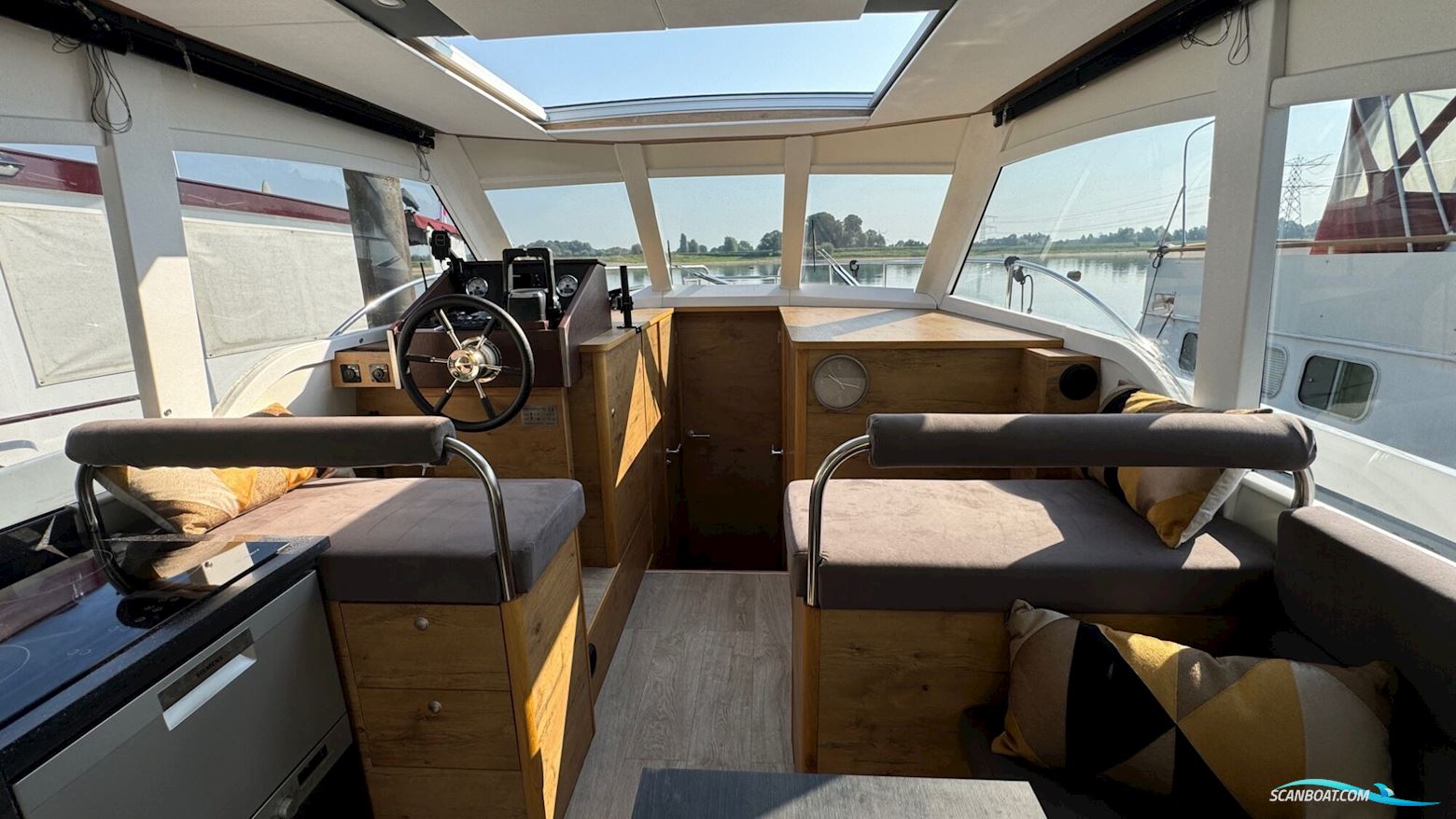 Concordia 110 Sedan Paviljoen