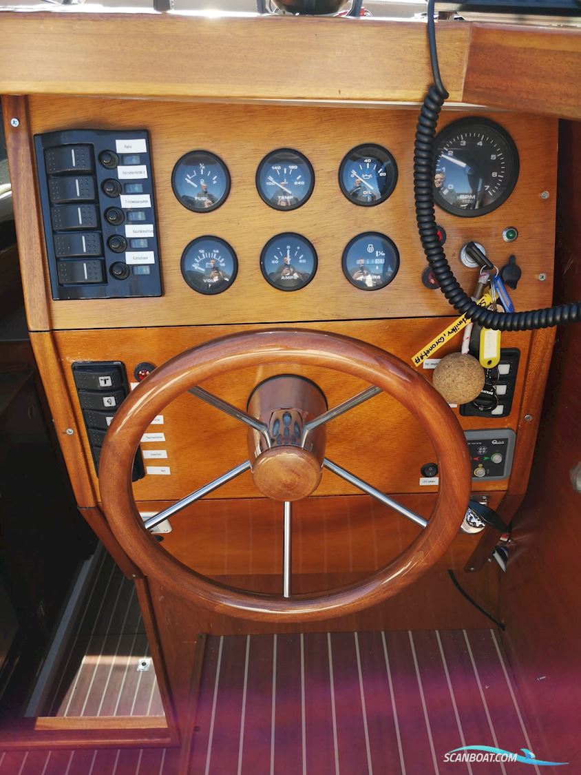 Coronet 22 Explorer