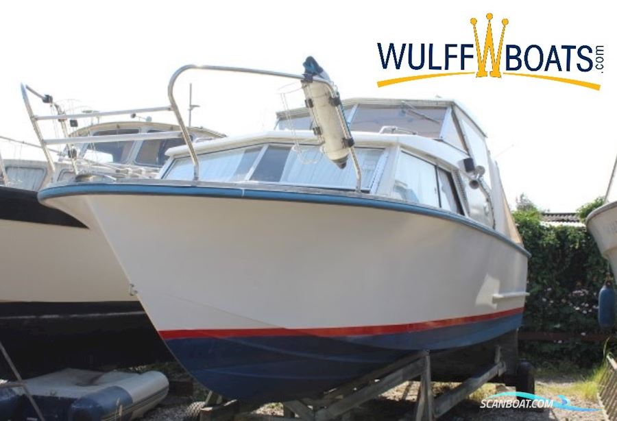 Coronet 24 Cabin