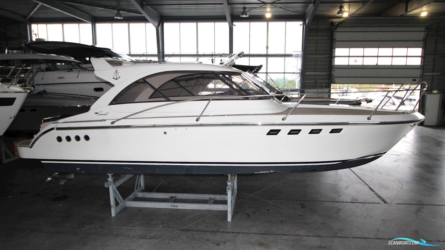 Coronet 290 Weekend