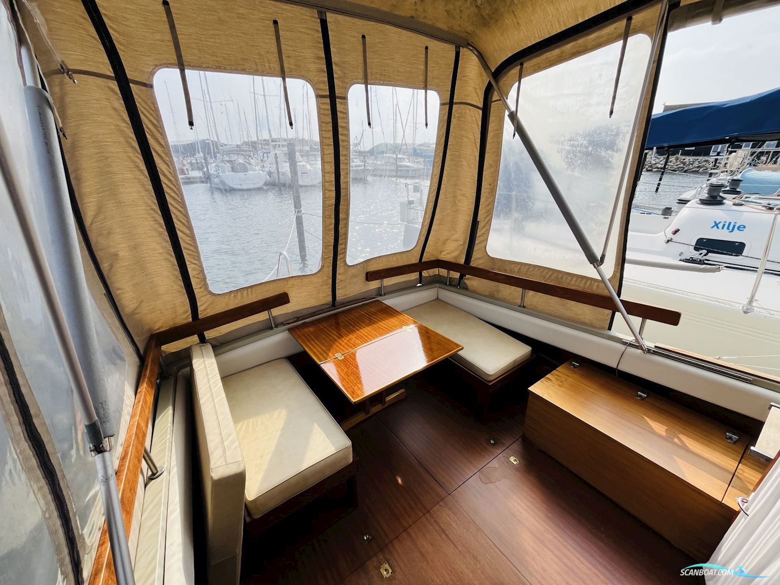 Coronet 32 Oceanfarer