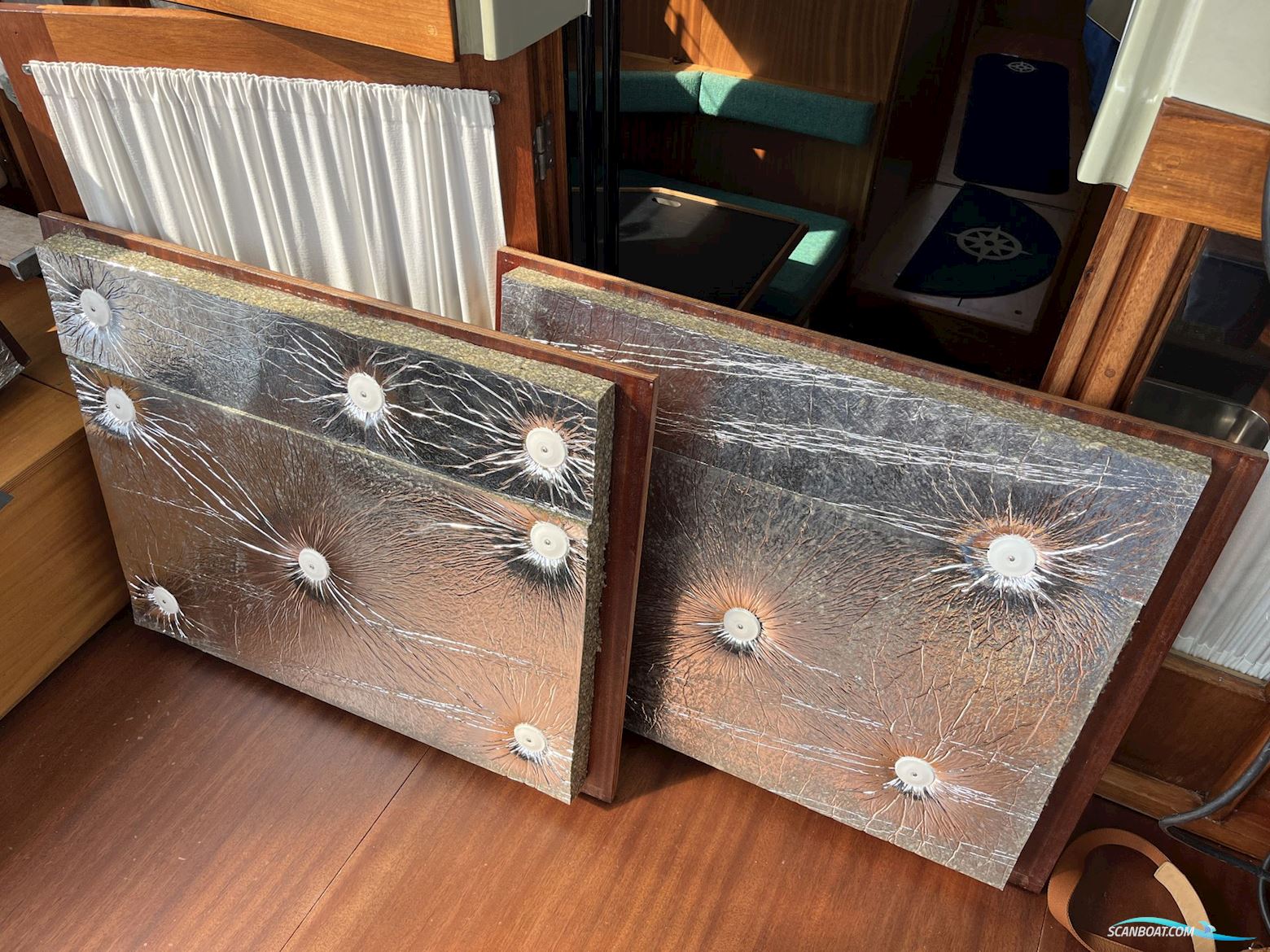 Coronet 32 Oceanfarer