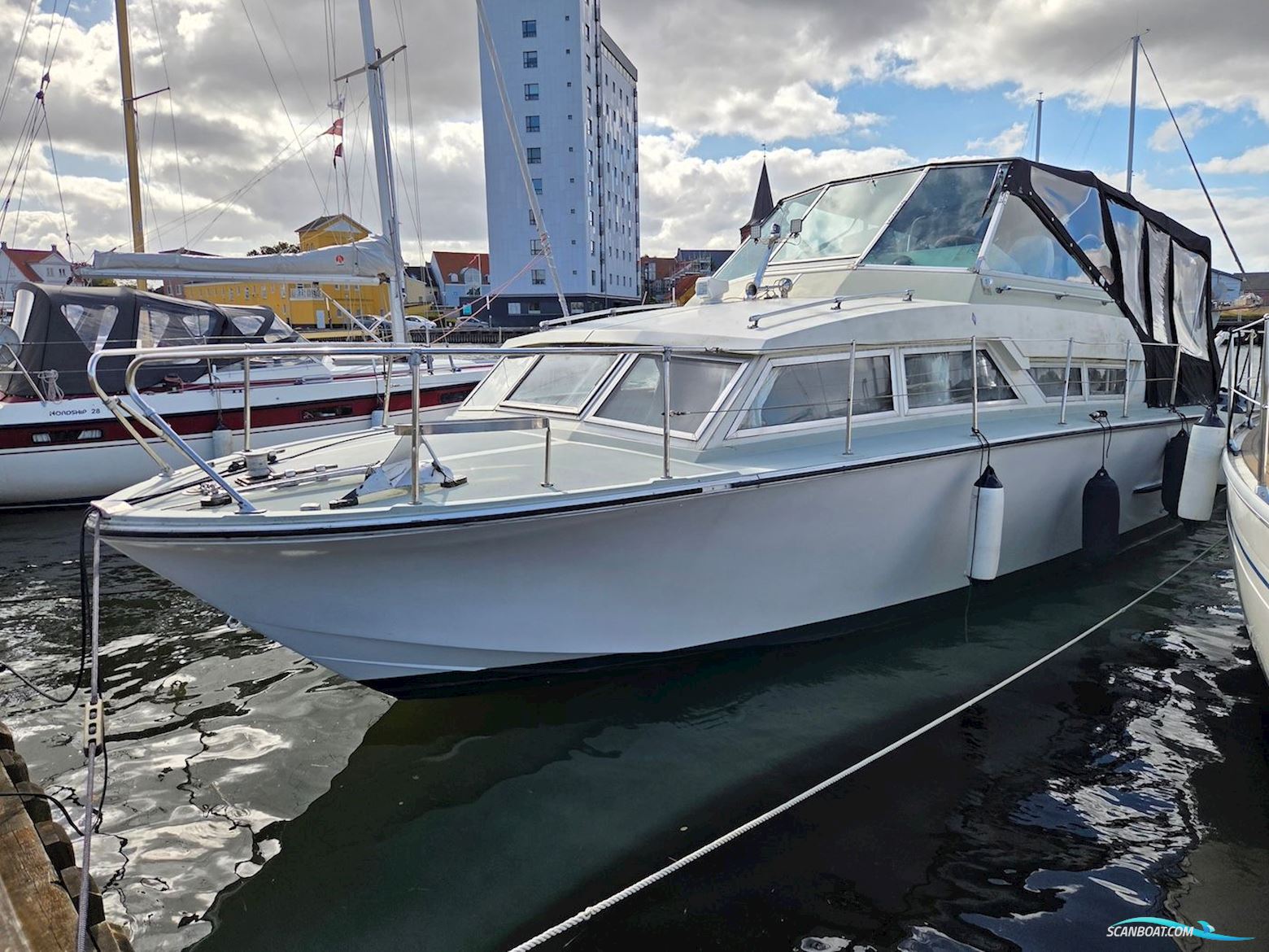 Coronet 32 Oceanfarer