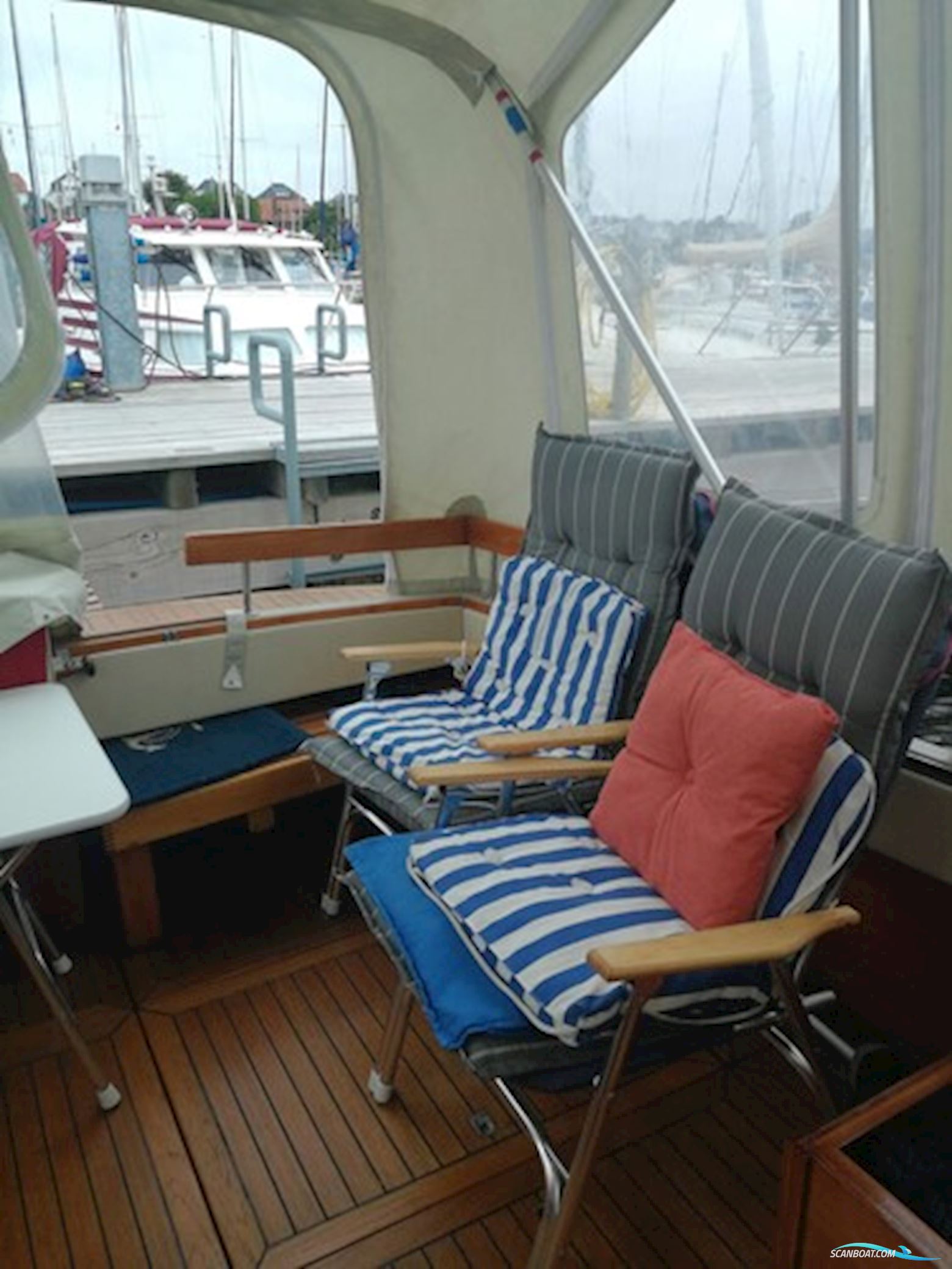 Coronet 32 Oceanfarer