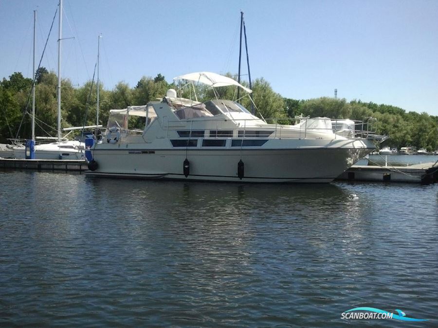 Coronet Commander 38`