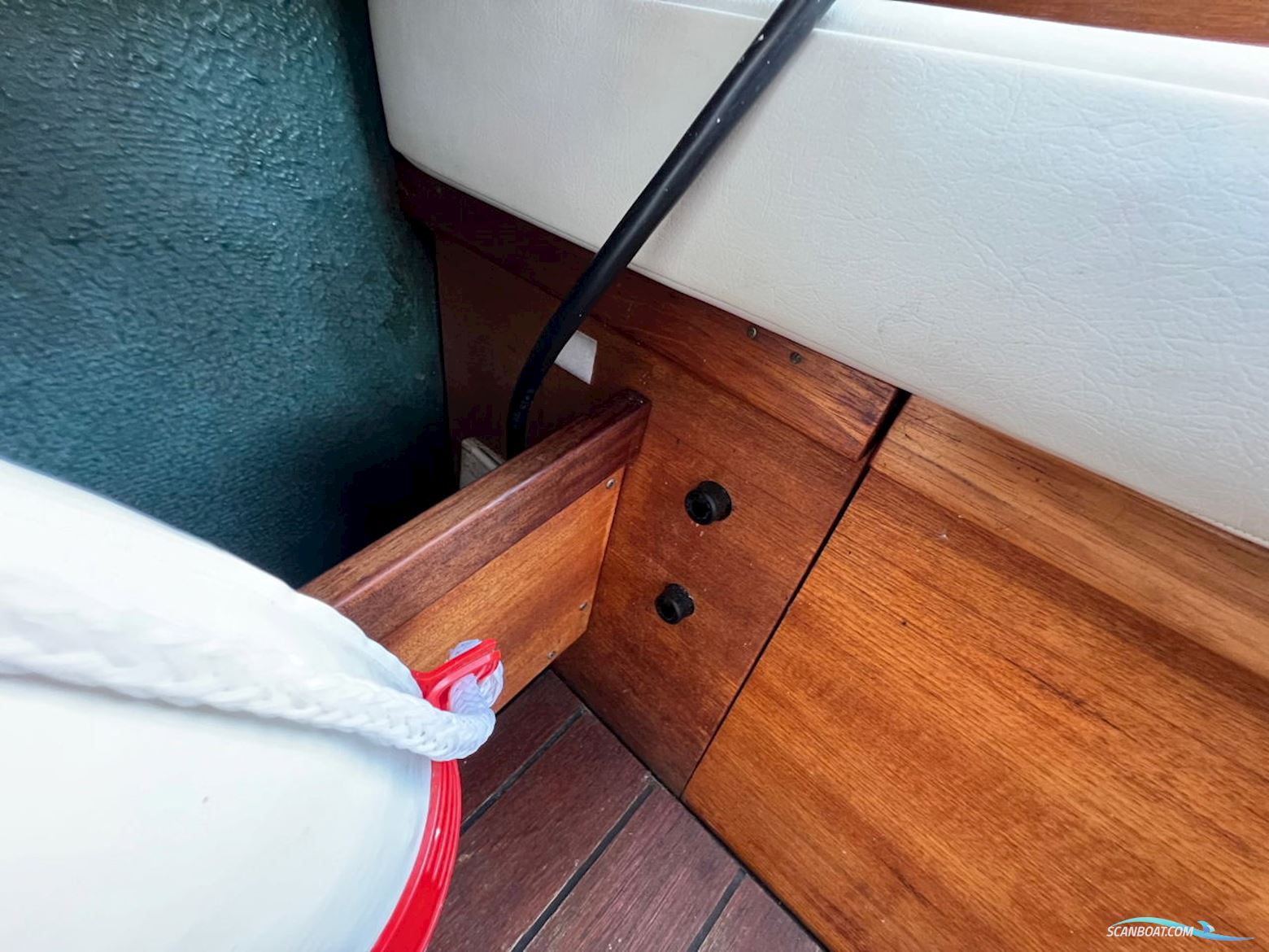 Coronet De Luxe 24 Cabin