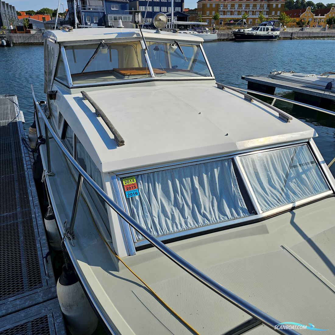 Coronet De Luxe 24 Cabin, Super Billigt April Nyere Mercury Motor
