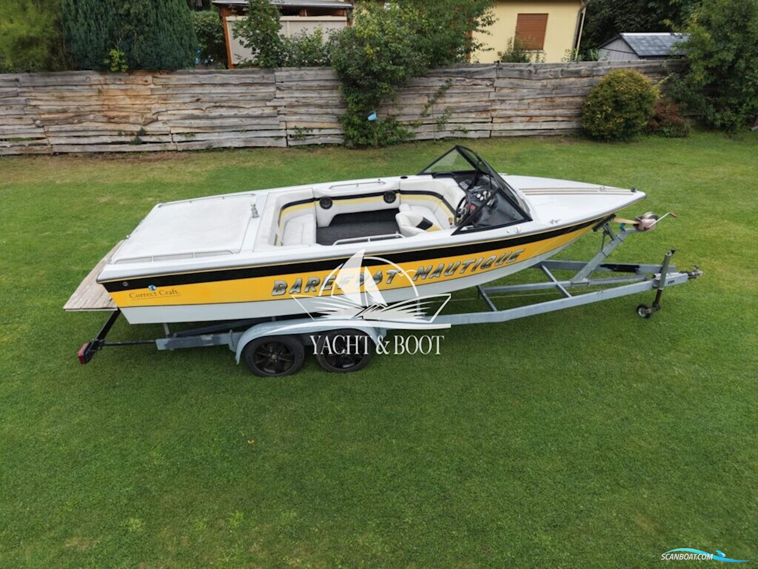 Correct Craft Barefoot Nautique Excel Motorboten 1992, met General Motors motor, Duitsland