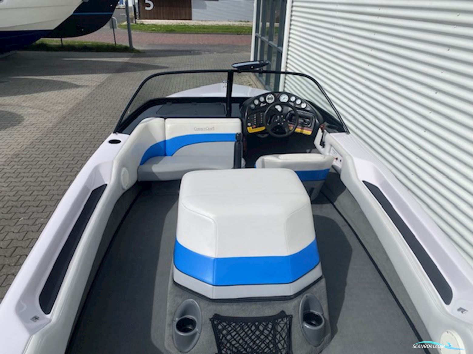 Correct Craft Ski Nautique 196