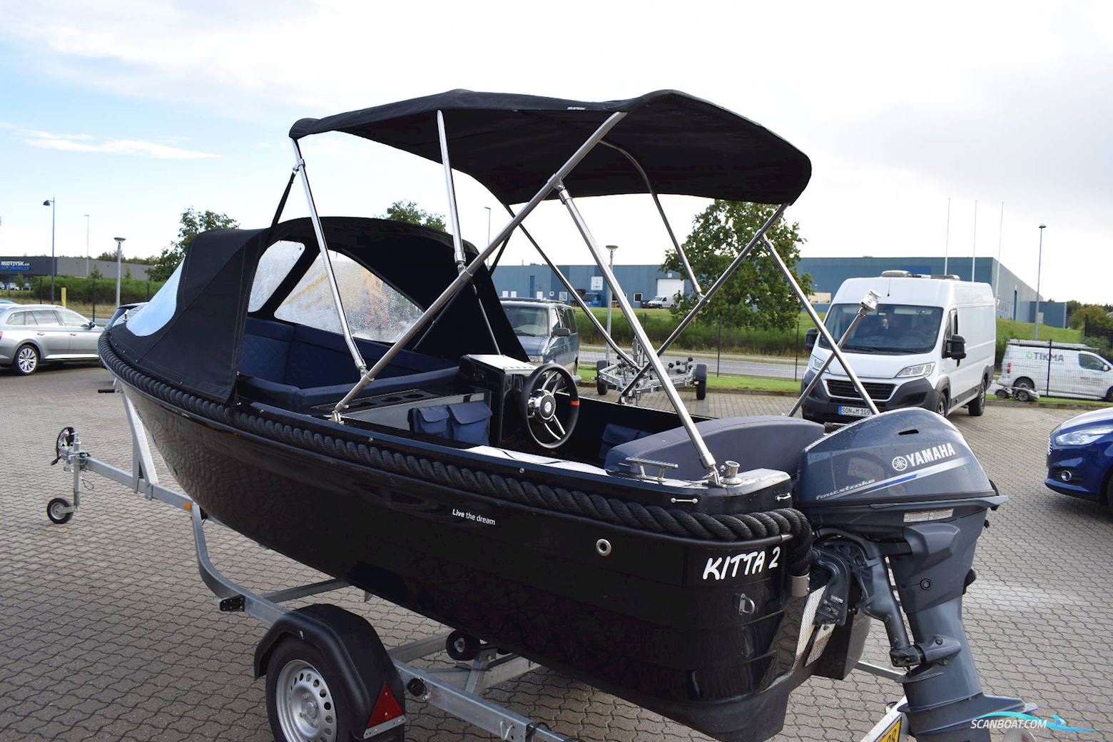 Corsiva 475 New Age - 25 HK Yamaha/Udstyr