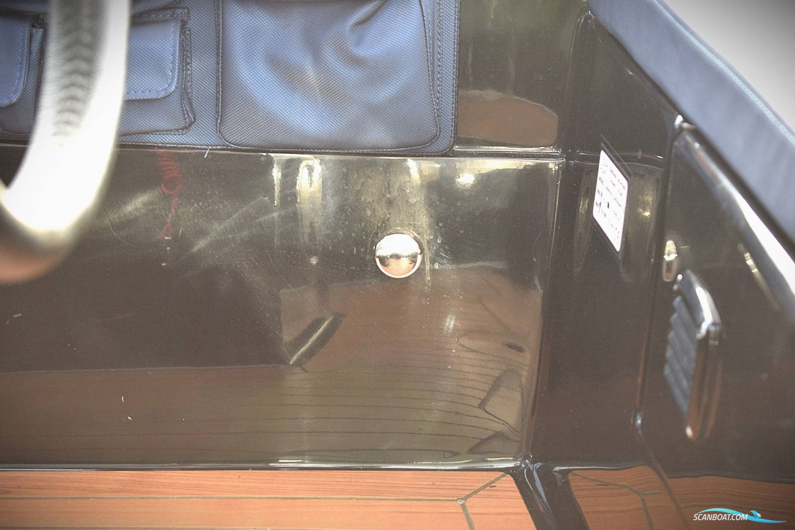 Corsiva 475 New Age - 25 HK Yamaha/Udstyr