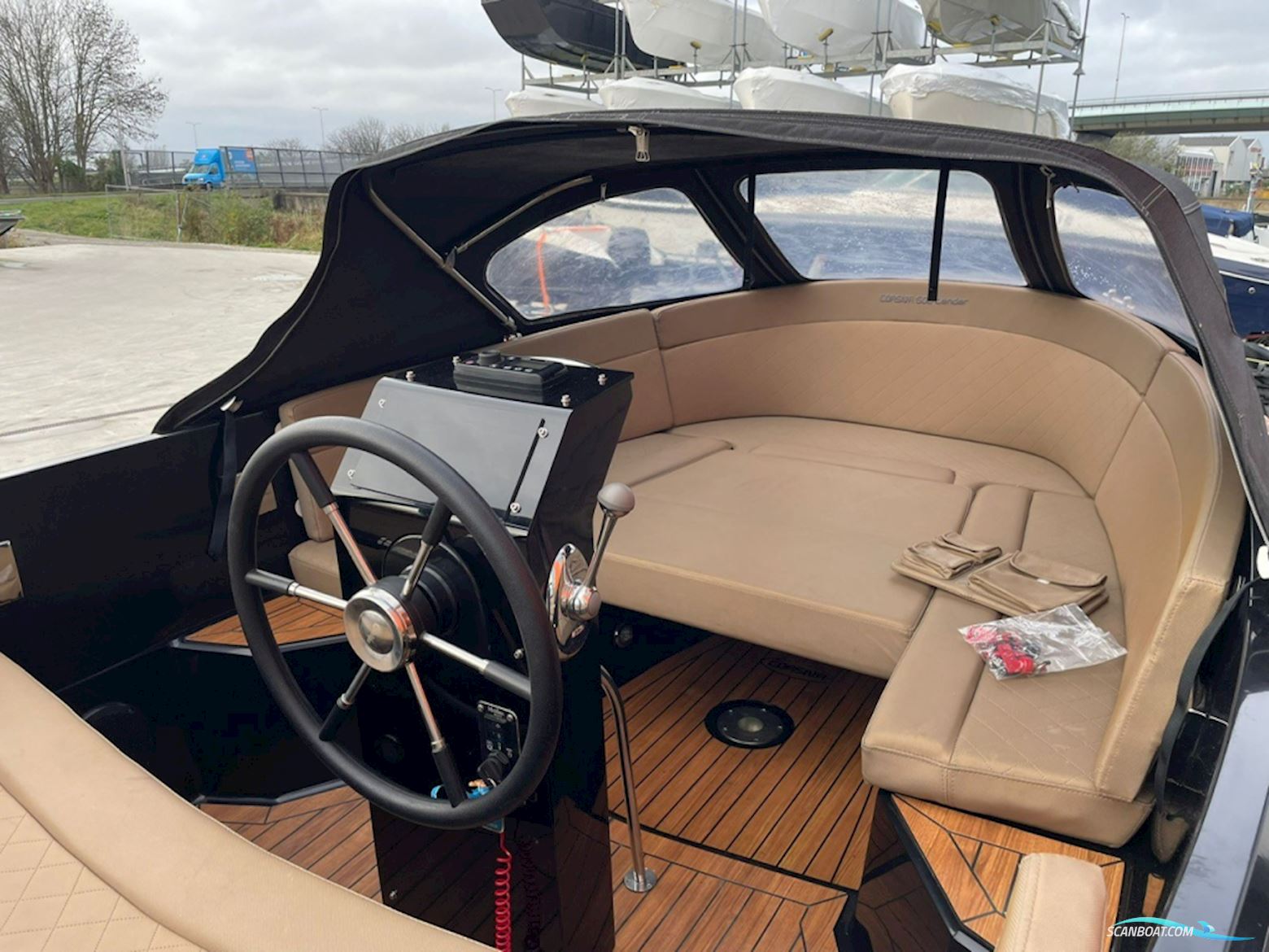 Corsiva 500 Tender Occasion