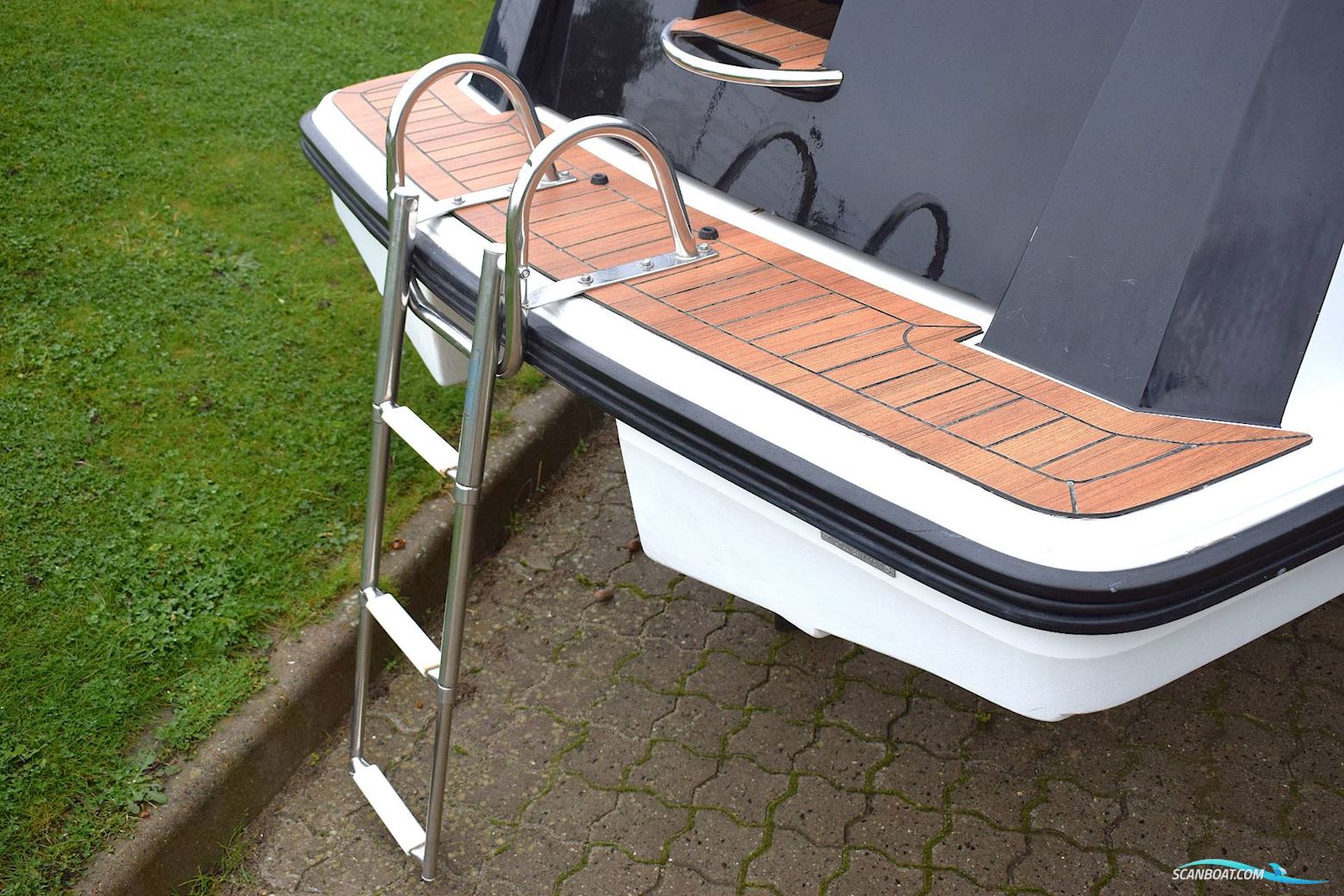 Corsiva 595 Tender 2017 - 25 HK Yamaha/Udstyr