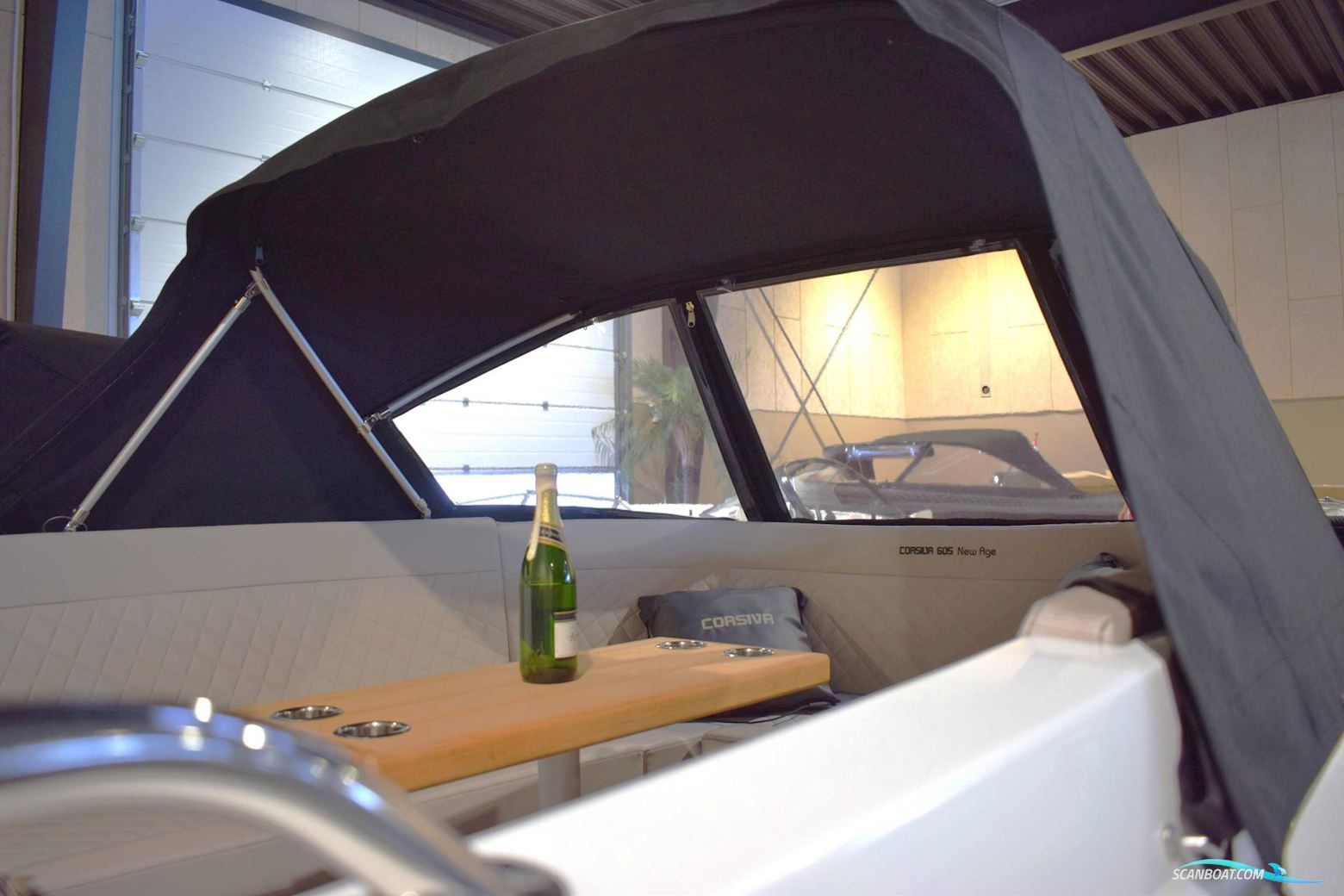 Corsiva 605 New Age - 25 HK Yamaha og udstyr