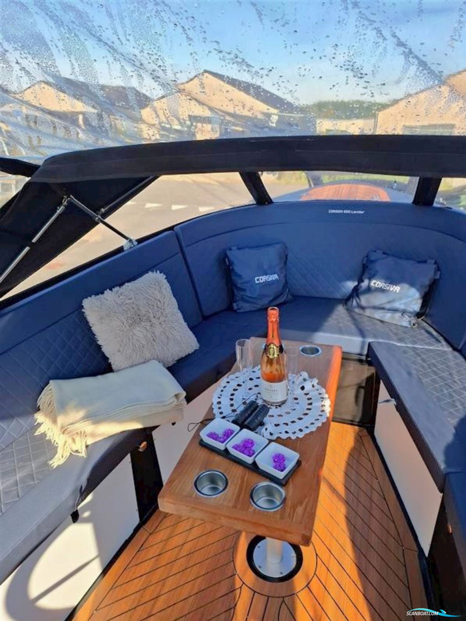 Corsiva 650 Tender - 50 HK Yamaha/Udstyr