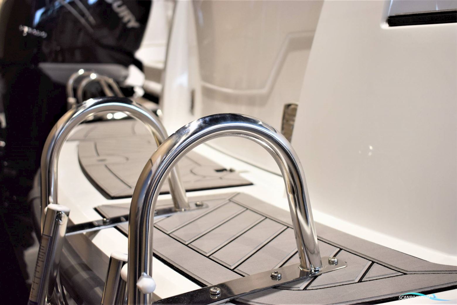 Corsiva 650 Tender - Elmotor Harmo 1.0