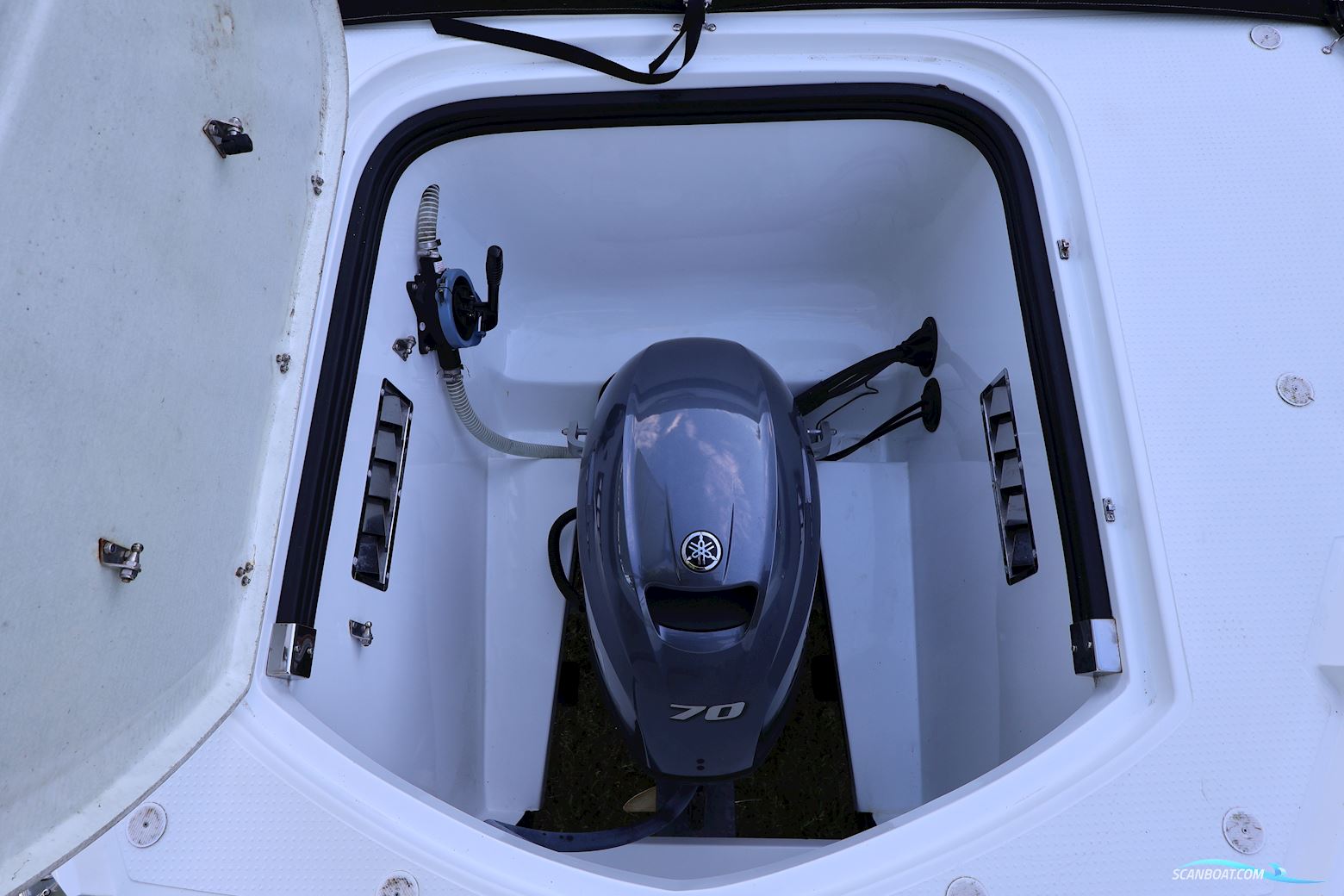 Corsiva 690 Tender