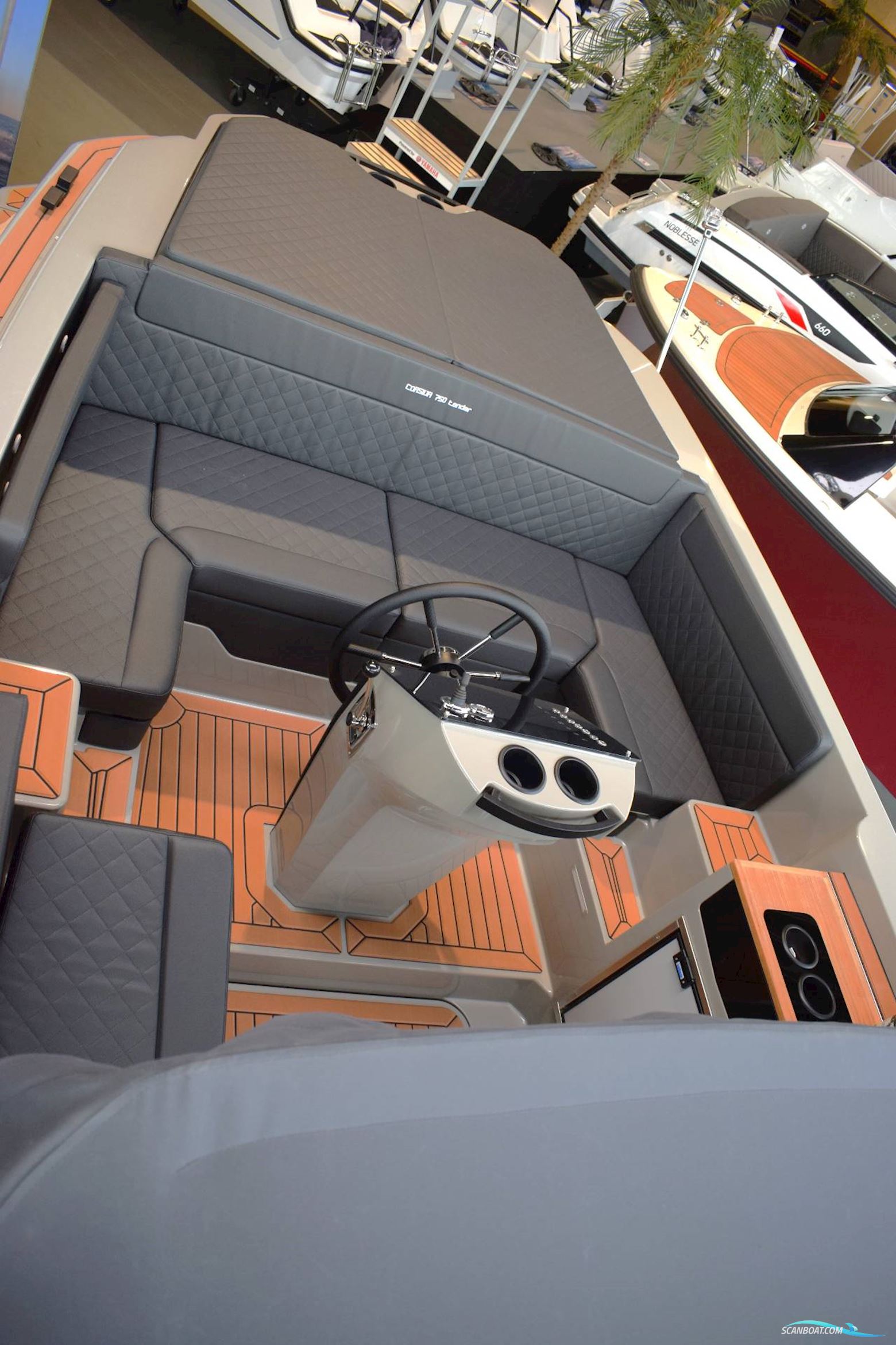 Corsiva 750 Tender - 40 HK Yamaha/Udstyr