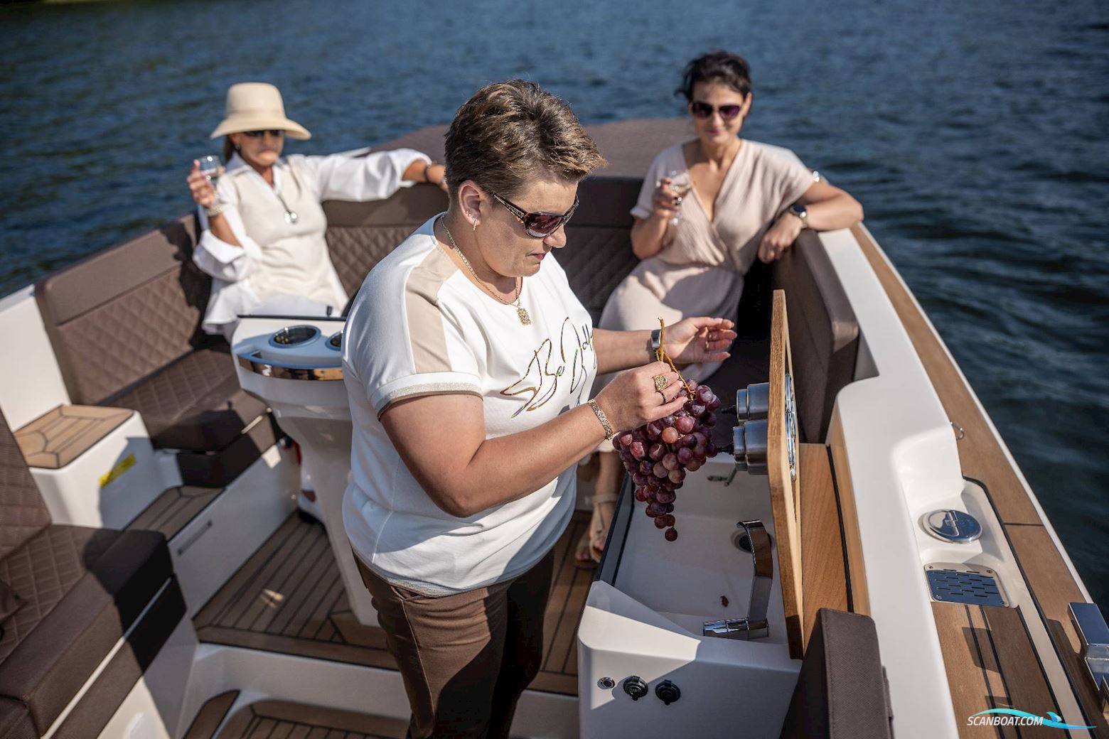 Corsiva 800 Tender - 40 HK Yamaha/Udstyr