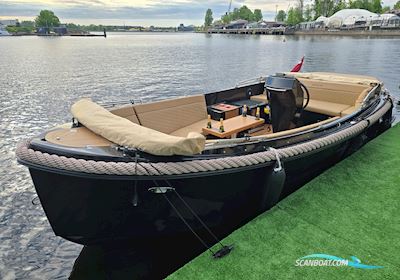 Corsiva Tender 650 Motorboten 2024, met Suzuki motor, Letland