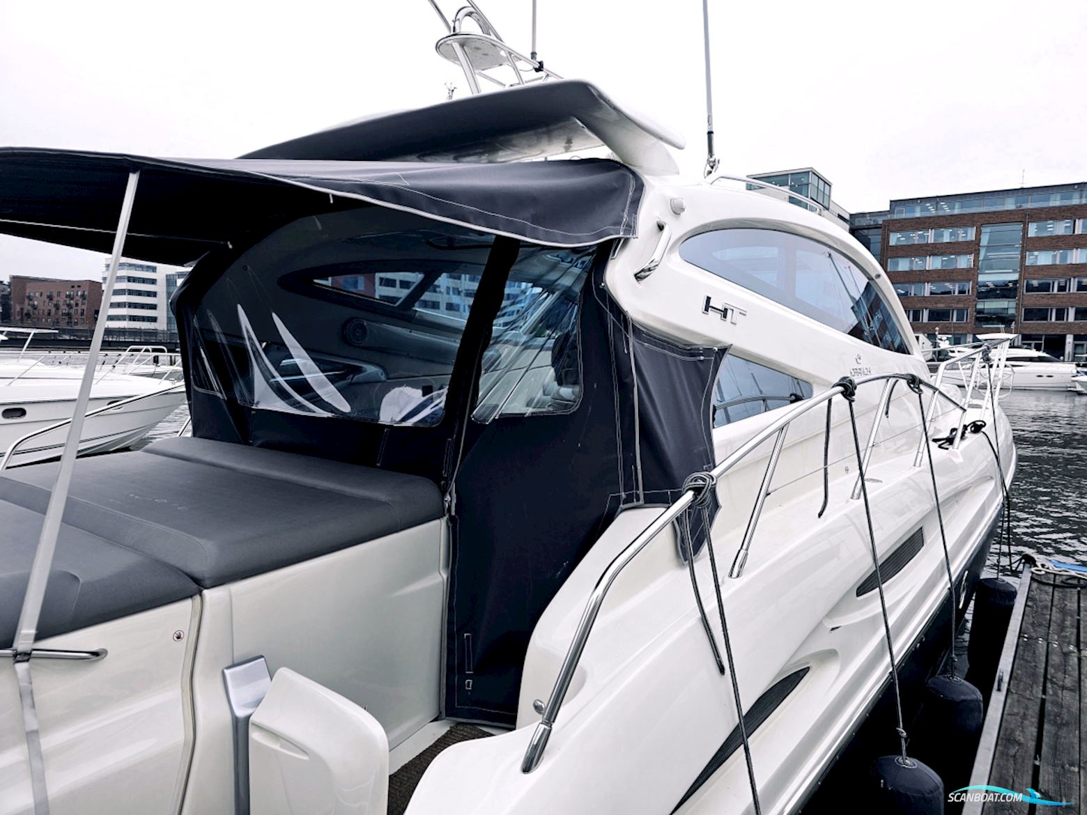 Cranchi 47 HT Volvo Penta D9-575 EVC