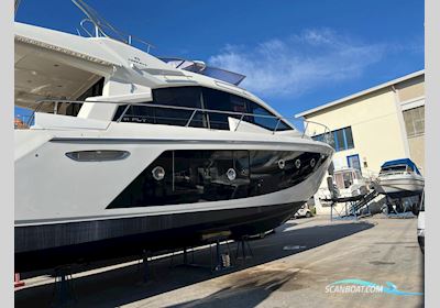 Cranchi 54 Fly Motorboten 2015, met Volvo D11-730 Ips 950 motor, Kroatië