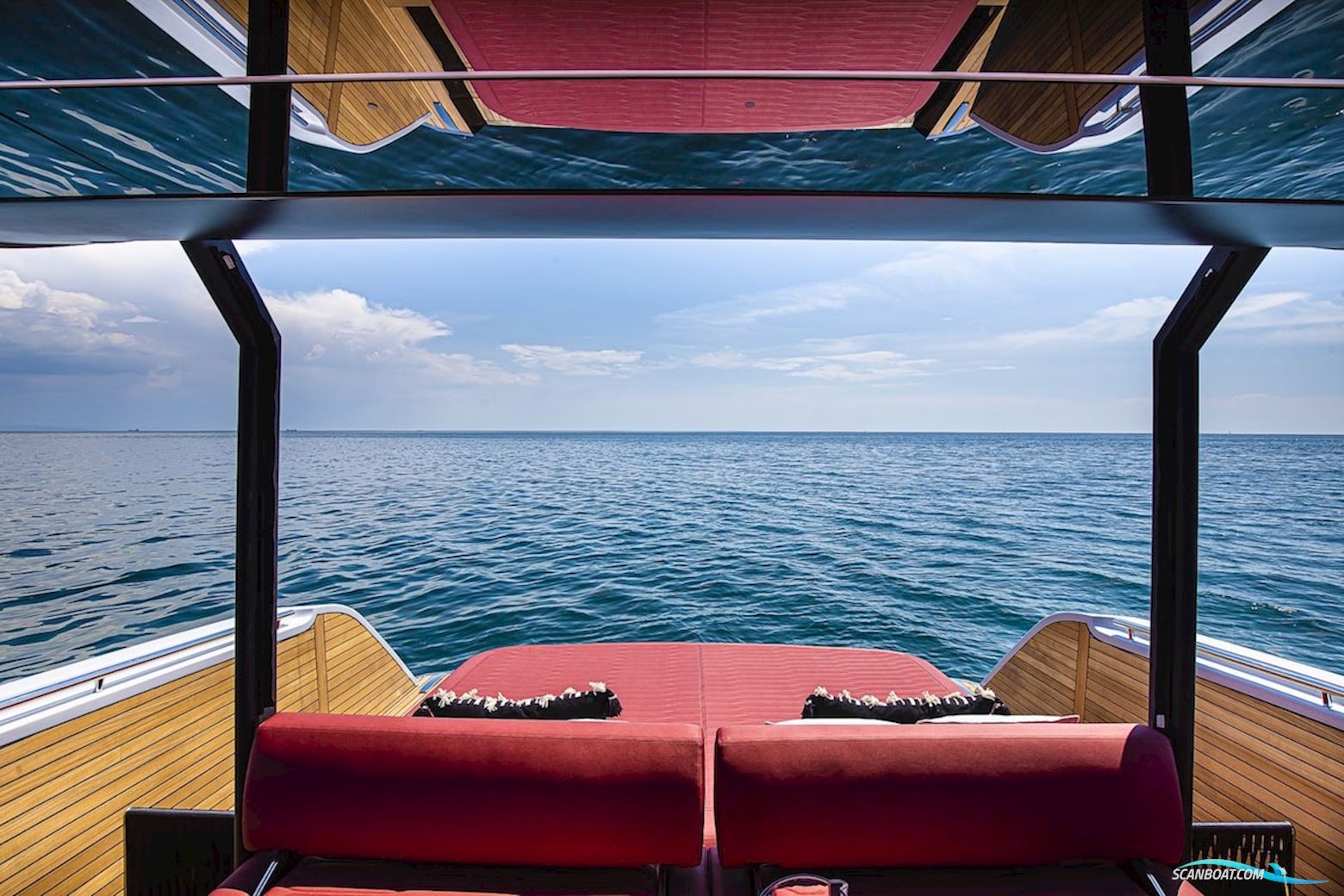 Cranchi A46 LT - Preorder fra