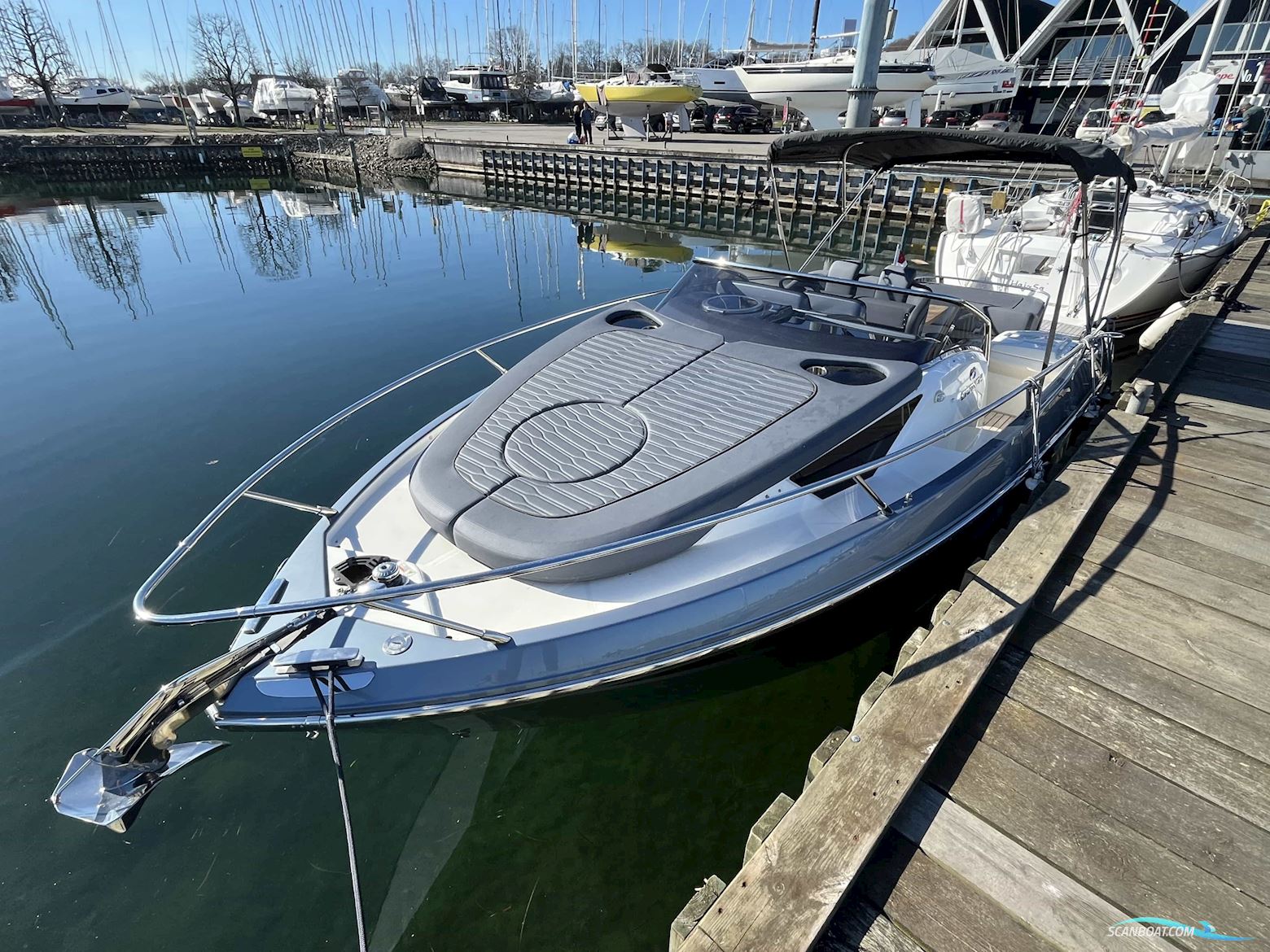 Cranchi E30 Endurance (2021) YDERLIGERE NEDSAT