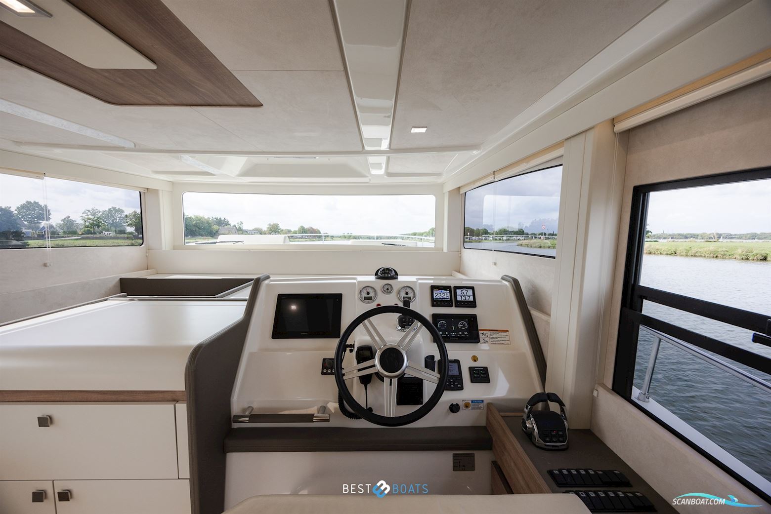 Cranchi Eco Trawler 43 Long Distance