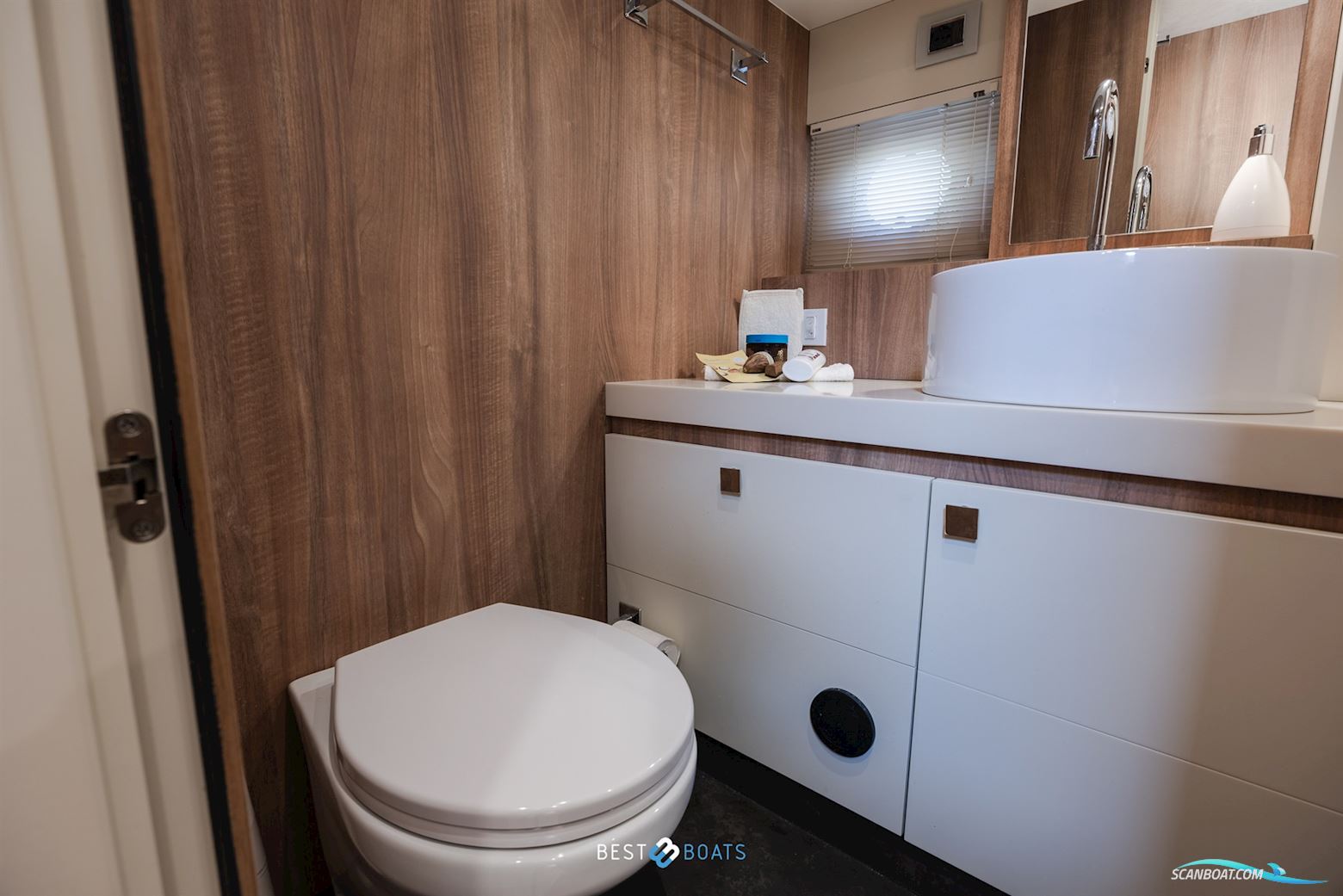 Cranchi Eco Trawler 43 Long Distance