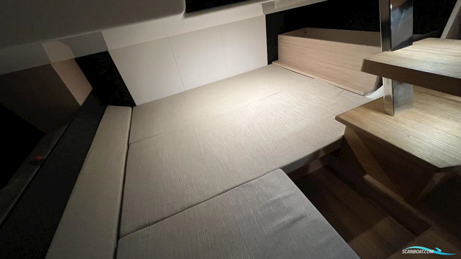 Cranchi Endurance 30