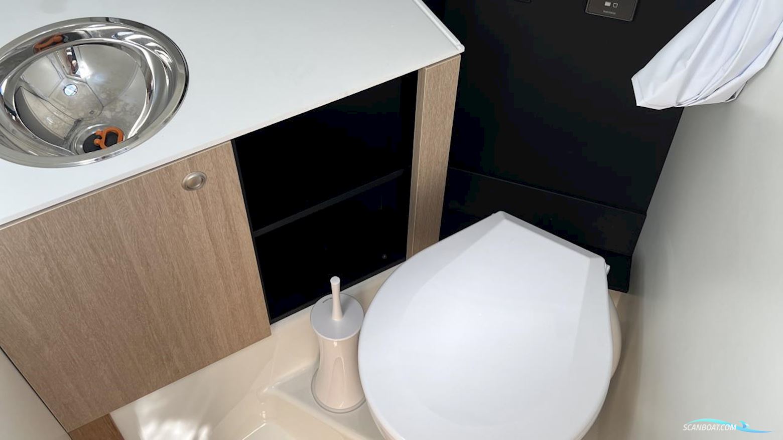 Cranchi Endurance 30