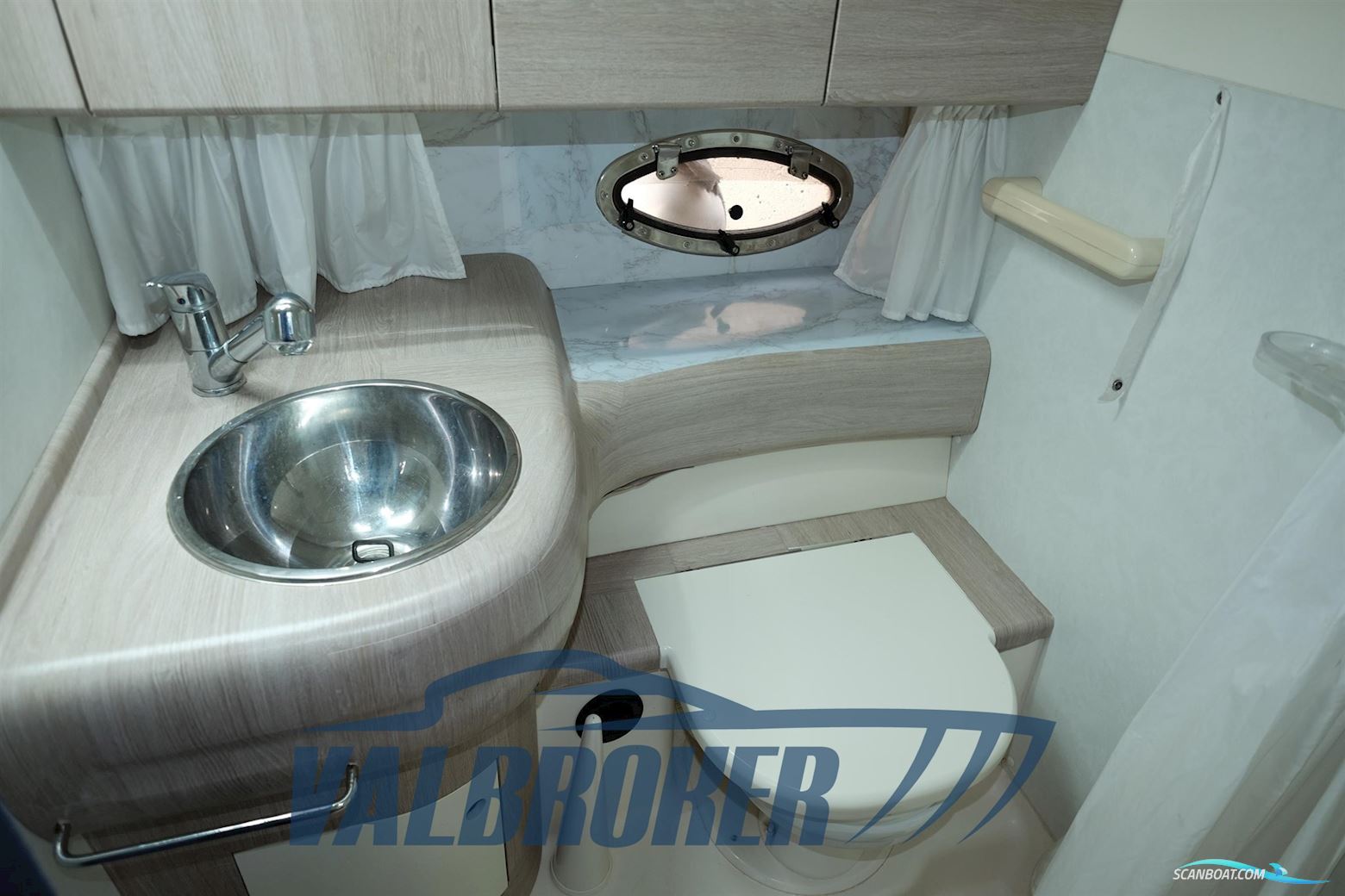 Cranchi Endurance 39