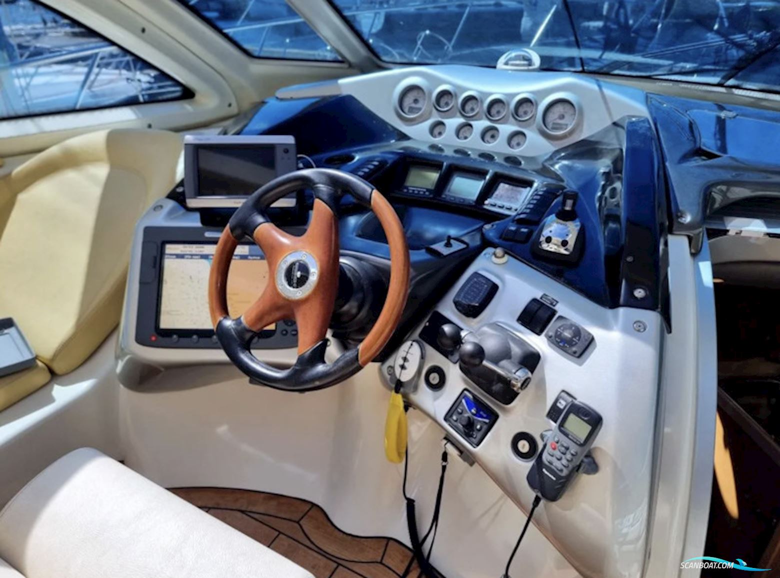 Cranchi Mediterranee 43 HT