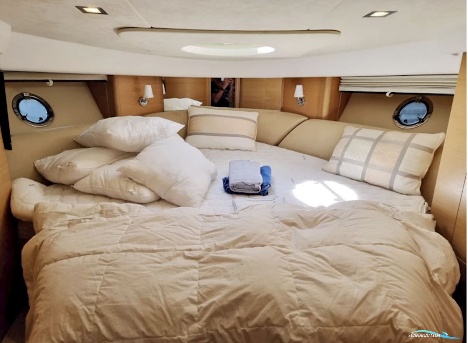 Cranchi Mediterranee 43 HT