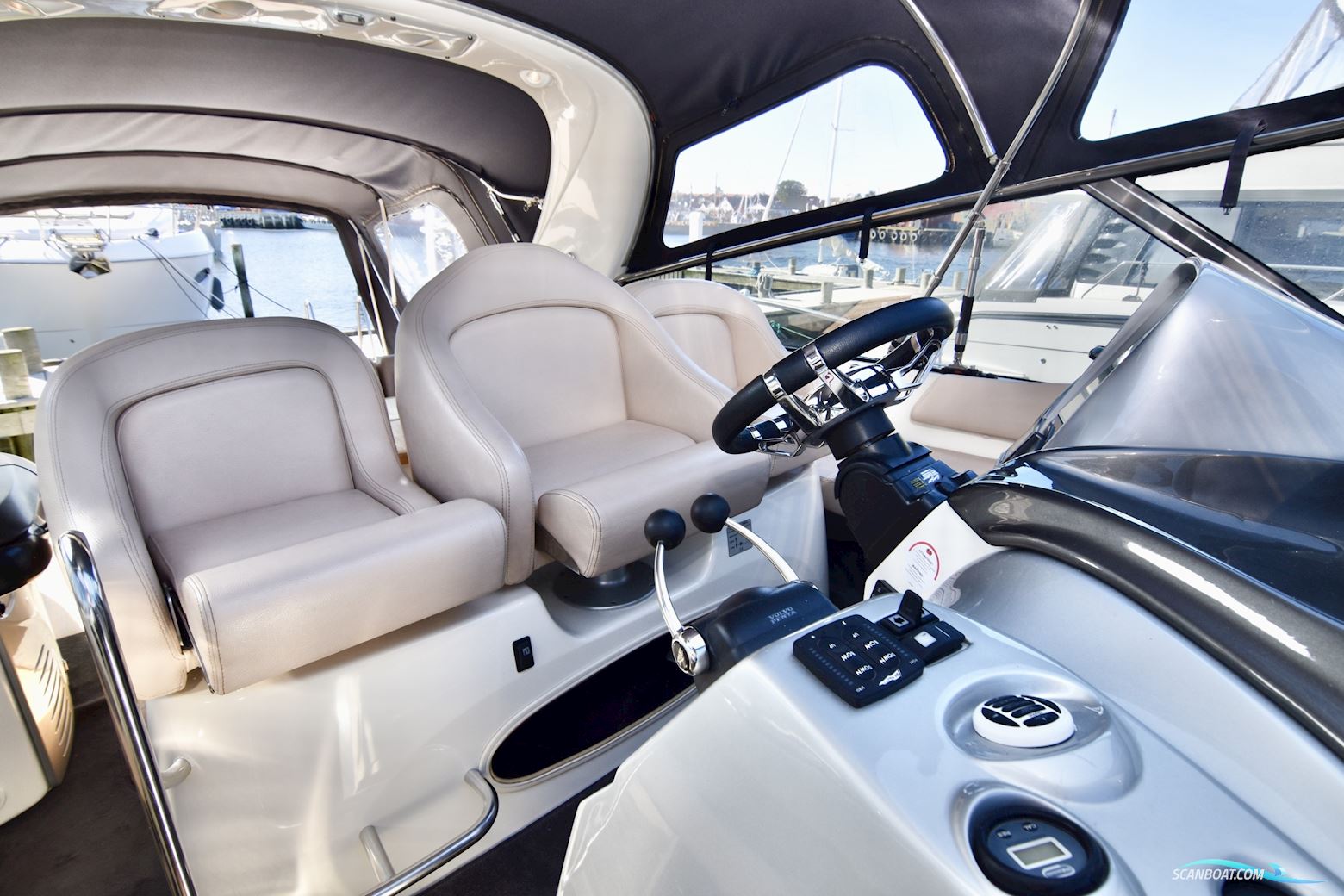 Cranchi Mediterranee 47