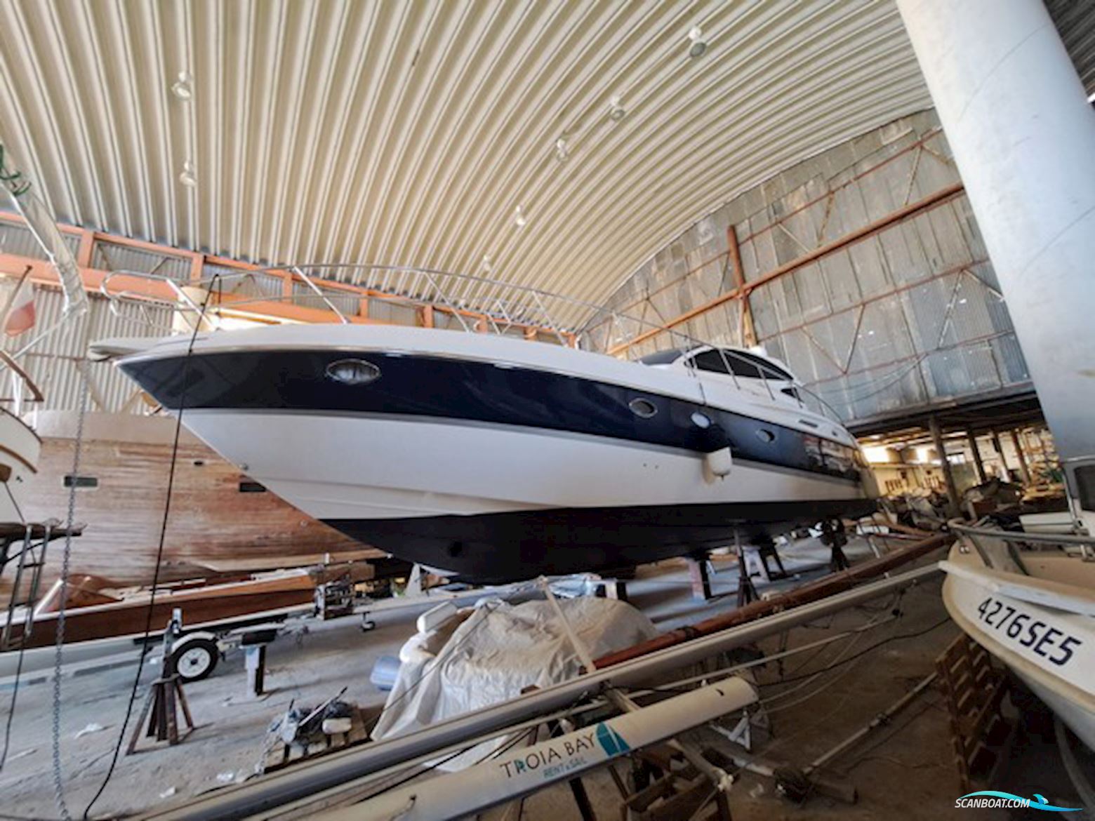 Cranchi Mediterranee 50HT