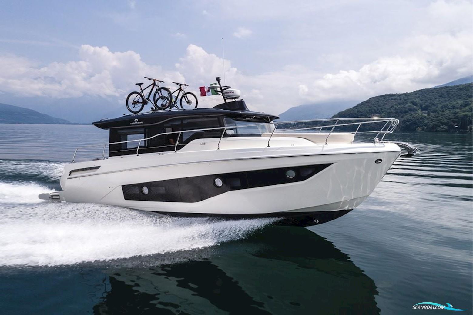 Cranchi T36 Crossover