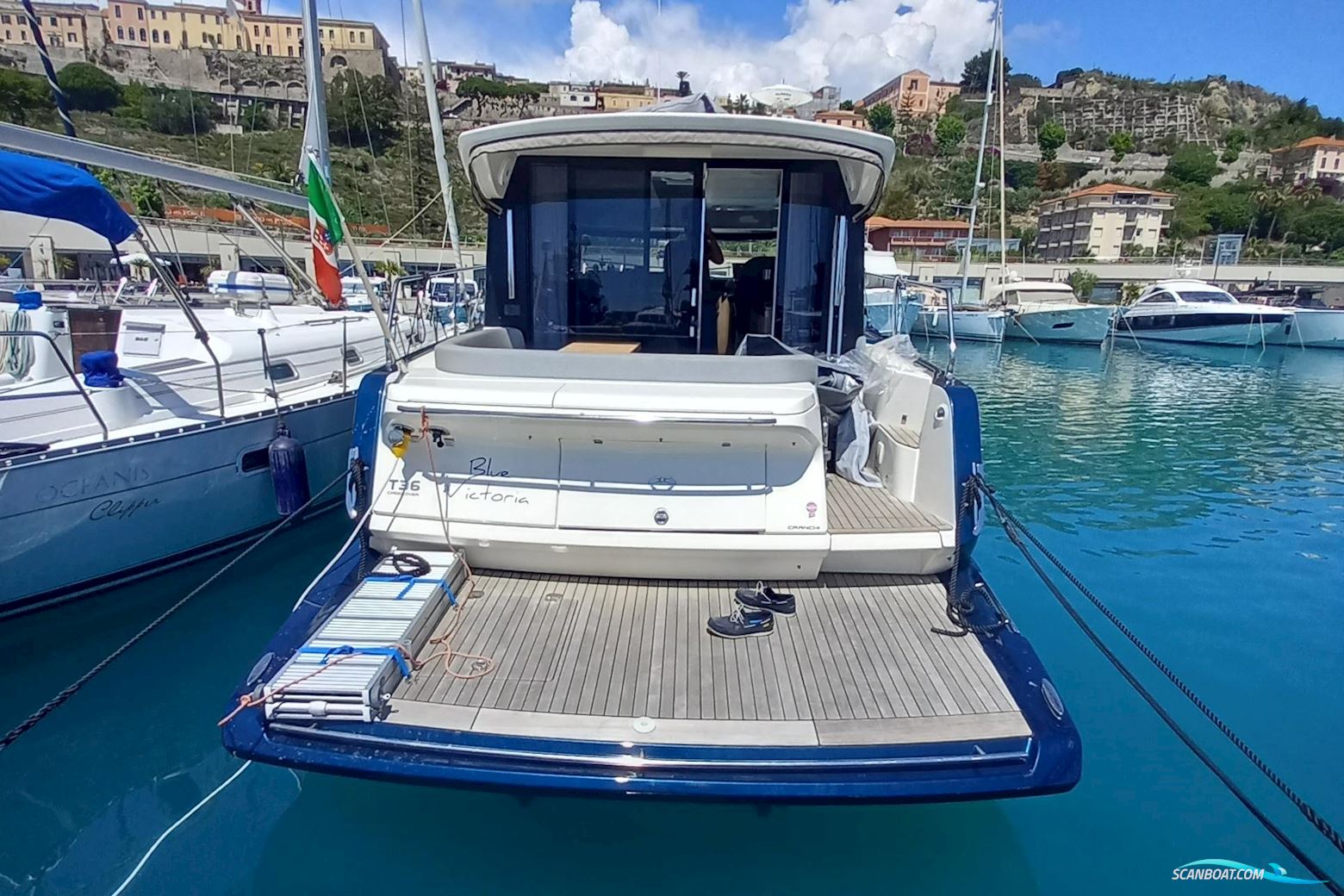 Cranchi T36 Crossover