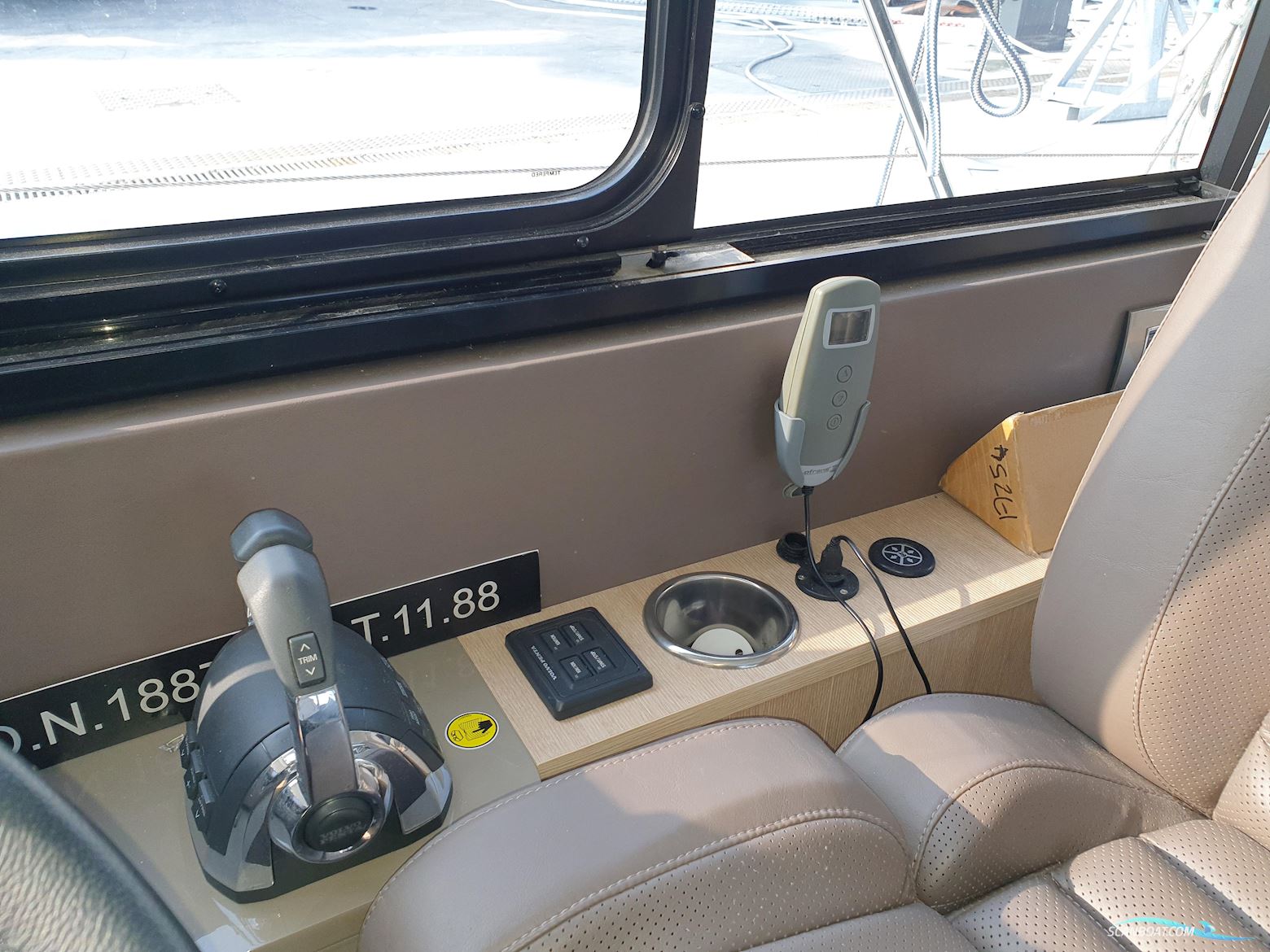 Cranchi T36 Crossover