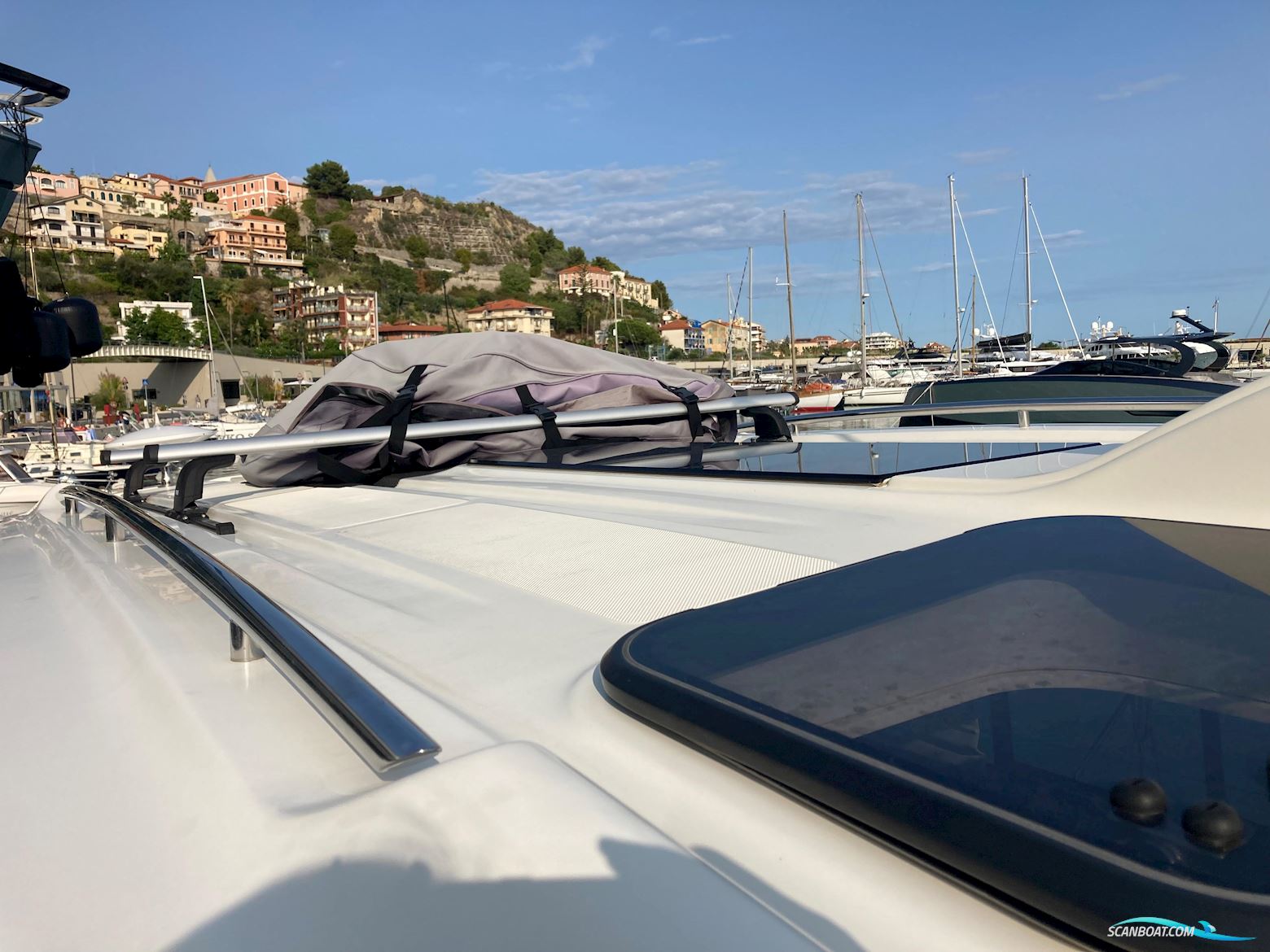 Cranchi T36 Crossover