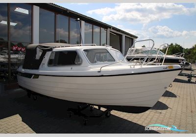 Cremo 550 HT Classic Motorboten 2021, met Yamaha F40Fetl motor, Denemarken