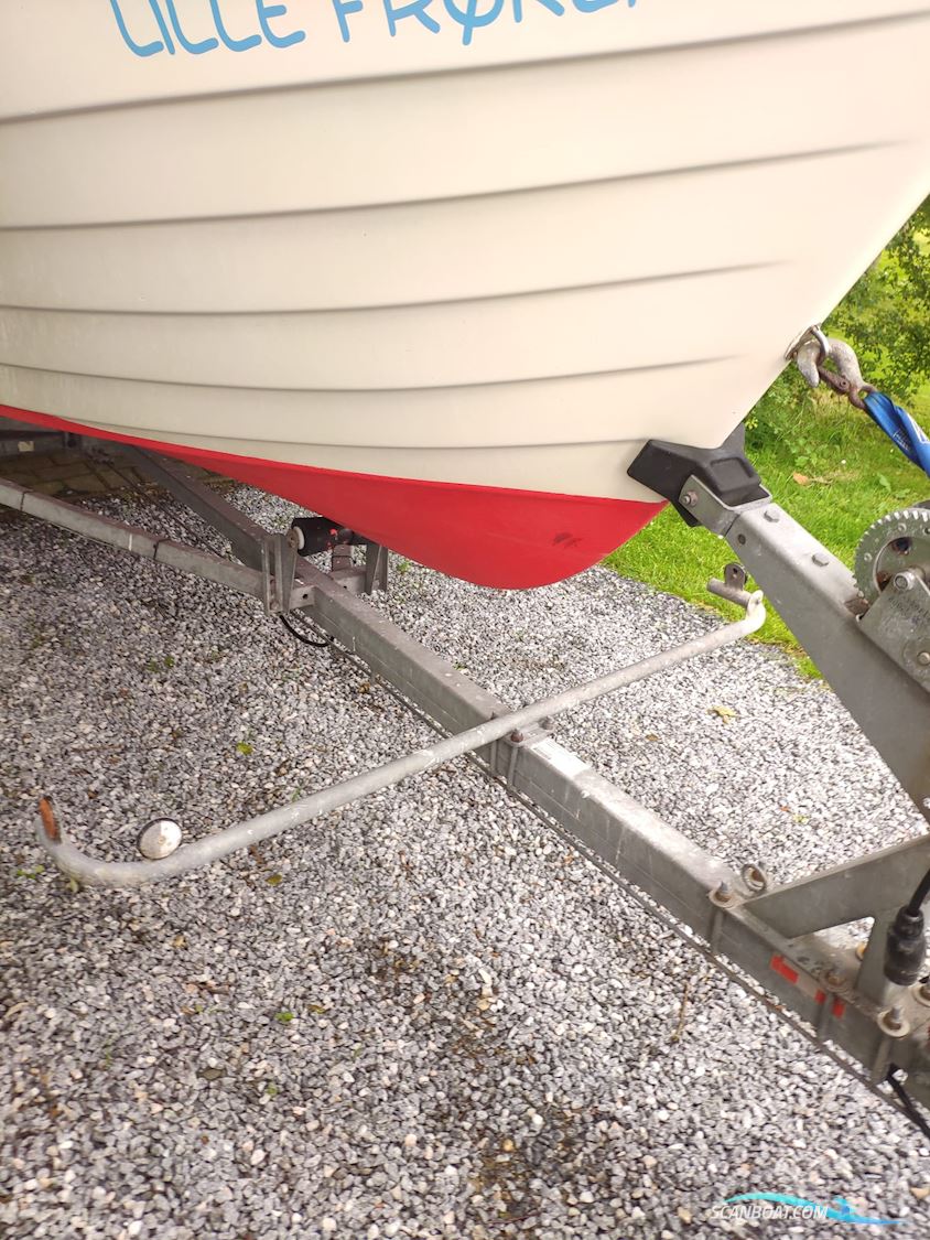 Crescent 535 Classic