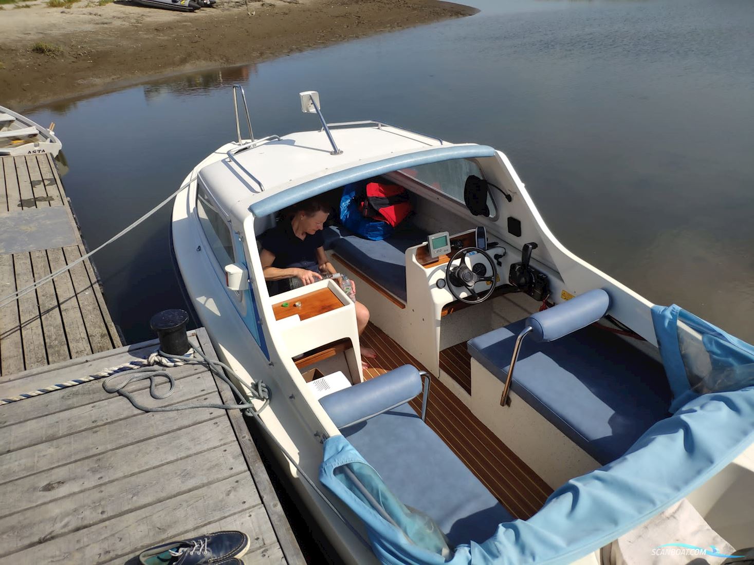 Crescent 535 Classic