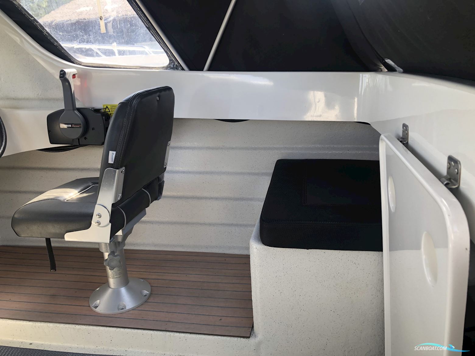 Crescent 535 Classic