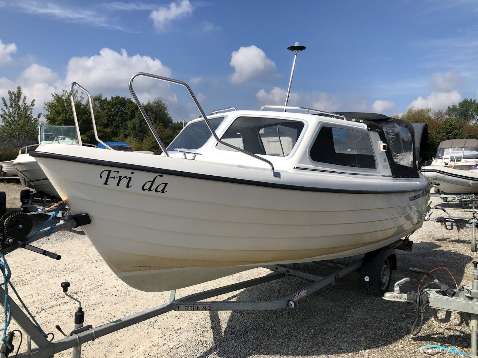 Crescent 535 Classic