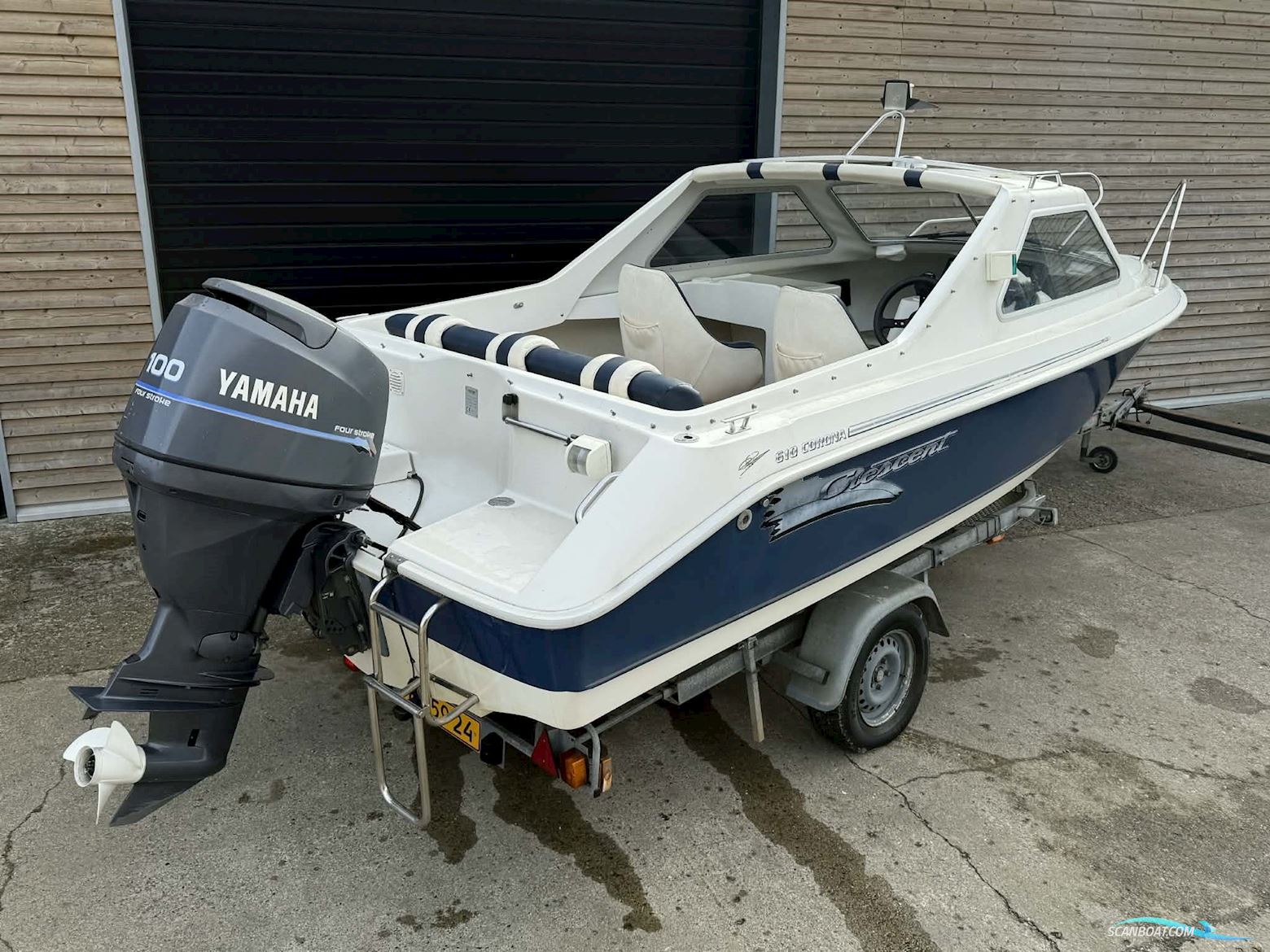 Crescent 610 Corona med 100 hk Yamaha