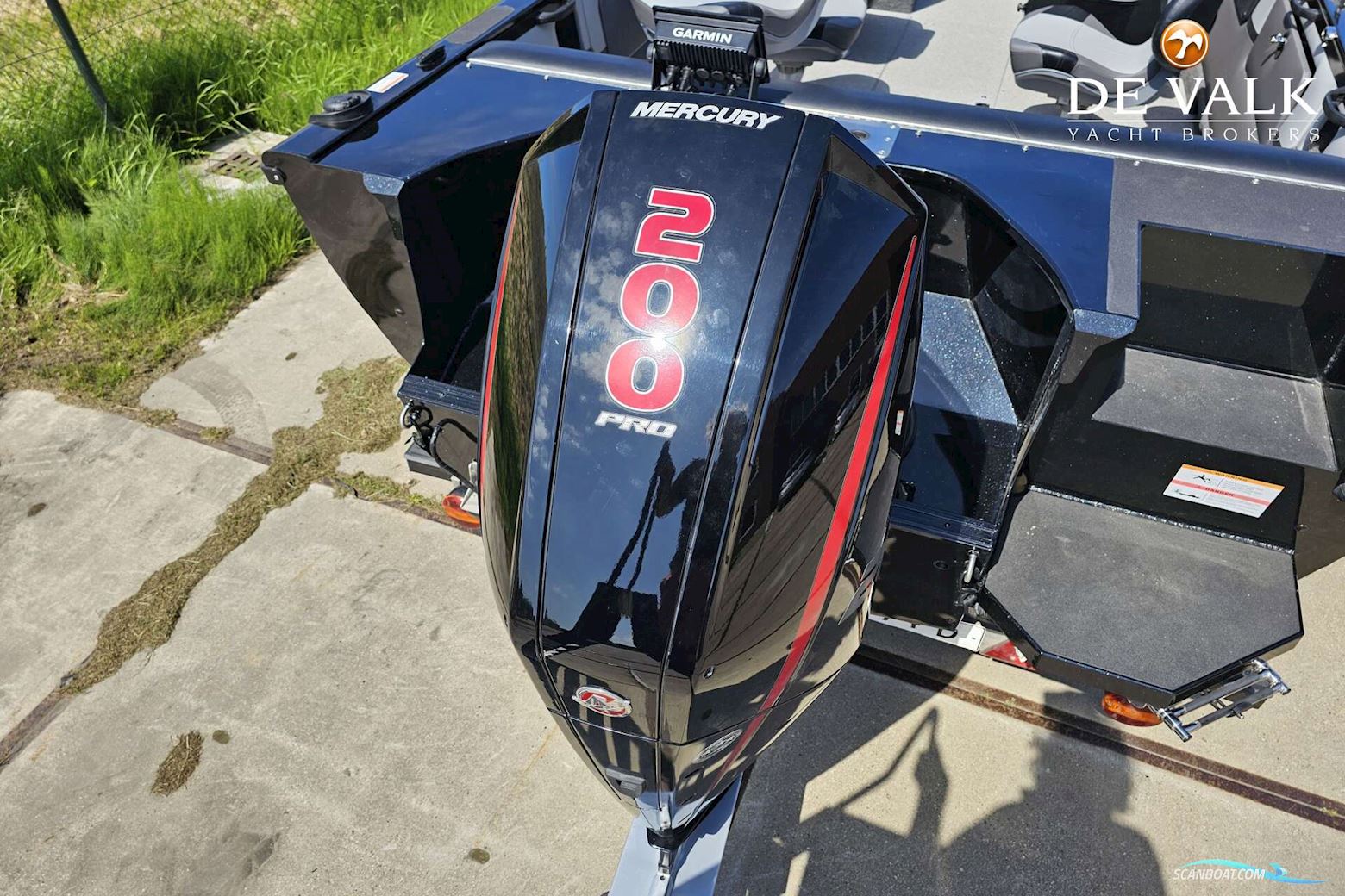 Crestliner Sportfish 2050